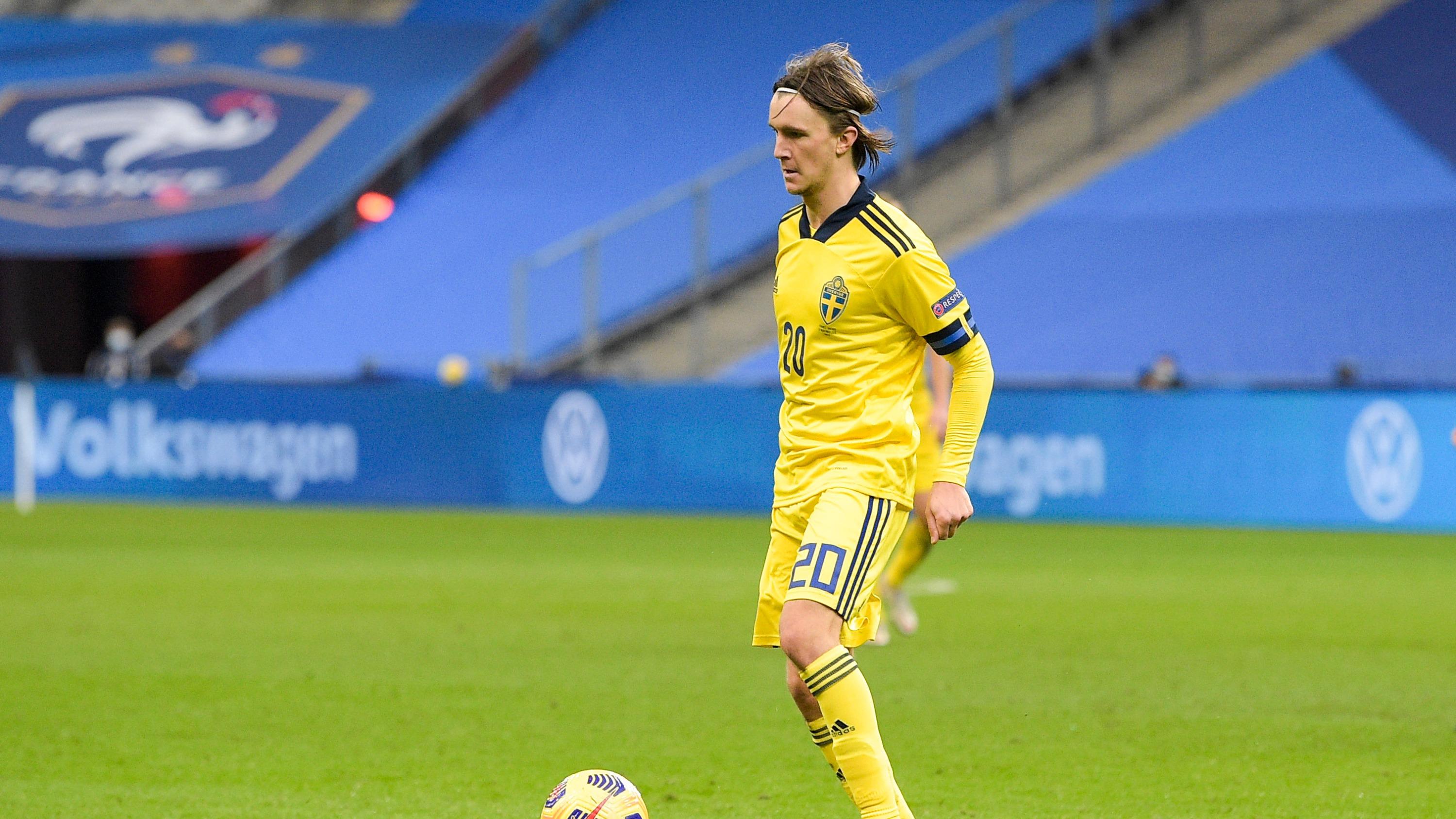 Foot : ancien joueur d'Arsenal, l'international suédois Olsson placé sous respirateur