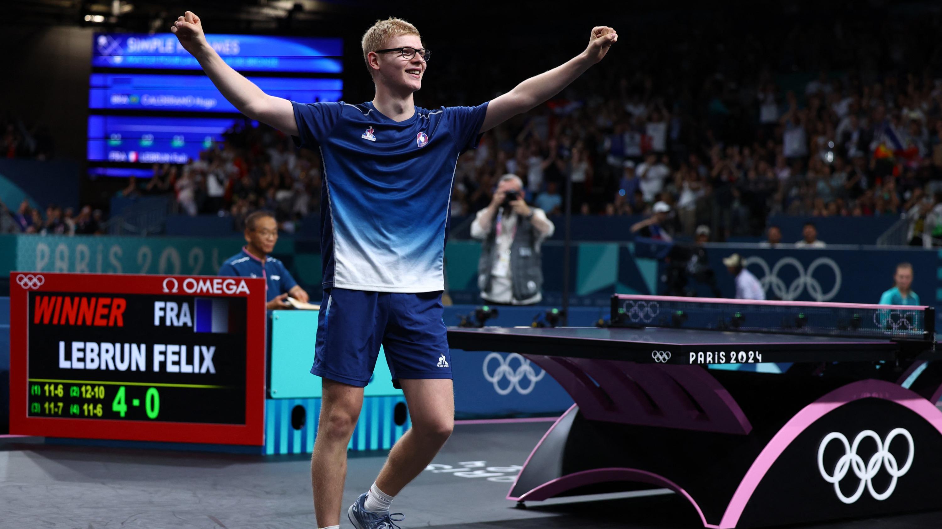 JO - Tennis de table : à 17 ans, Félix Lebrun décroche le bronze avec maîtrise