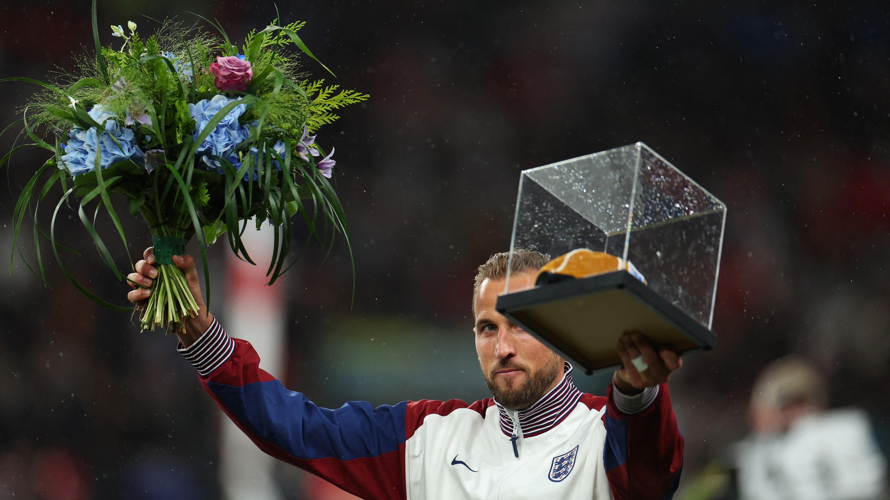 Ligue des nations : Harry Kane reçoit une casquette dorée pour sa 100e cape avec l’Angleterre