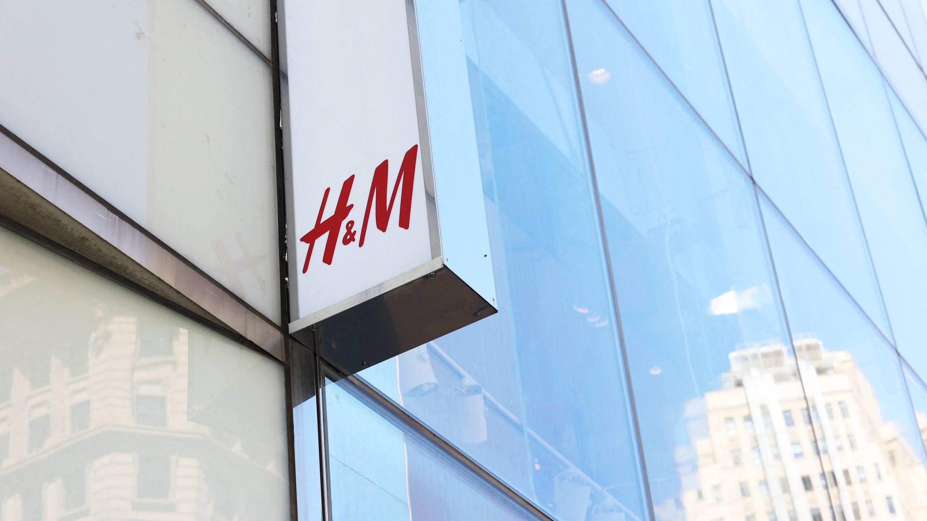 H&amp;M ne tiendra pas ses objectifs après une chute de 30% de son bénéfice net trimestriel