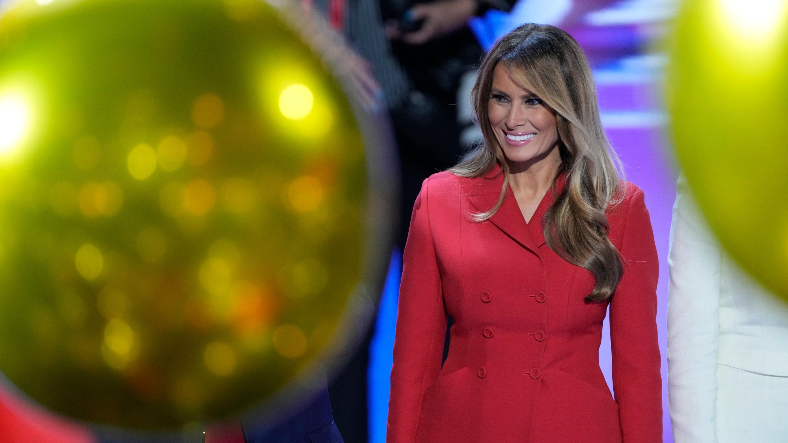 Enfance idyllique, mannequinat, «croqueuse de diamants»... Qui est vraiment Melania Trump ?