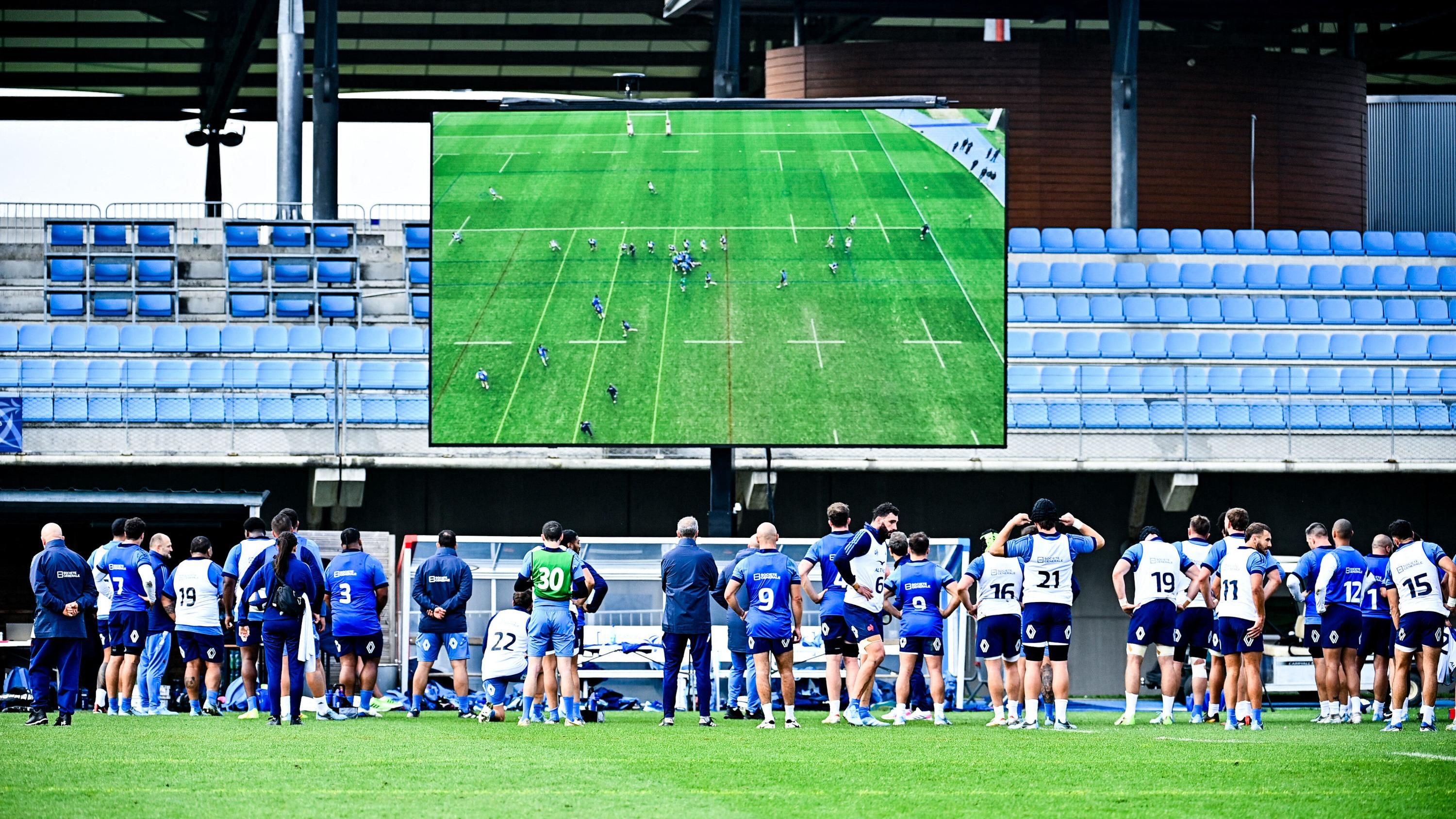 XV de France : écran géant, data, drones… Au cœur de la cellule analyse des Bleus