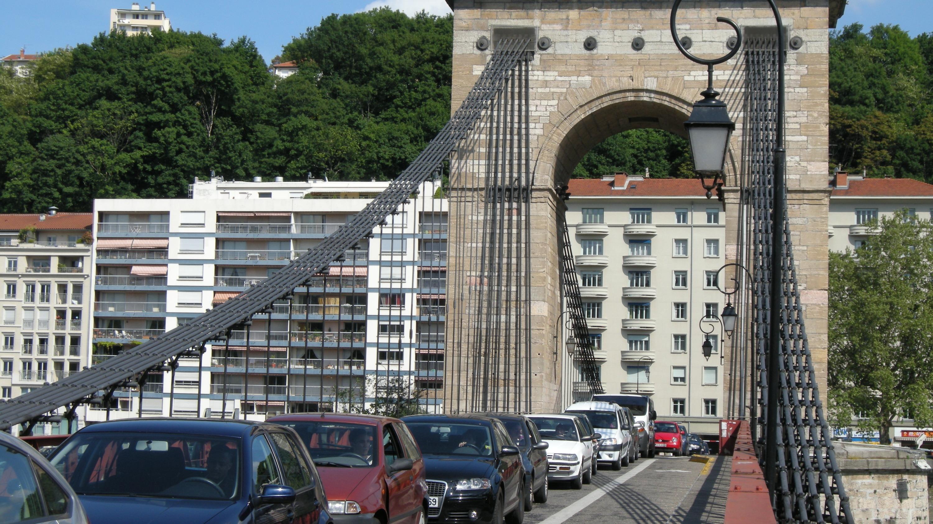 Embouteillages à Lyon : est-ce vraiment la faute des écolos ?