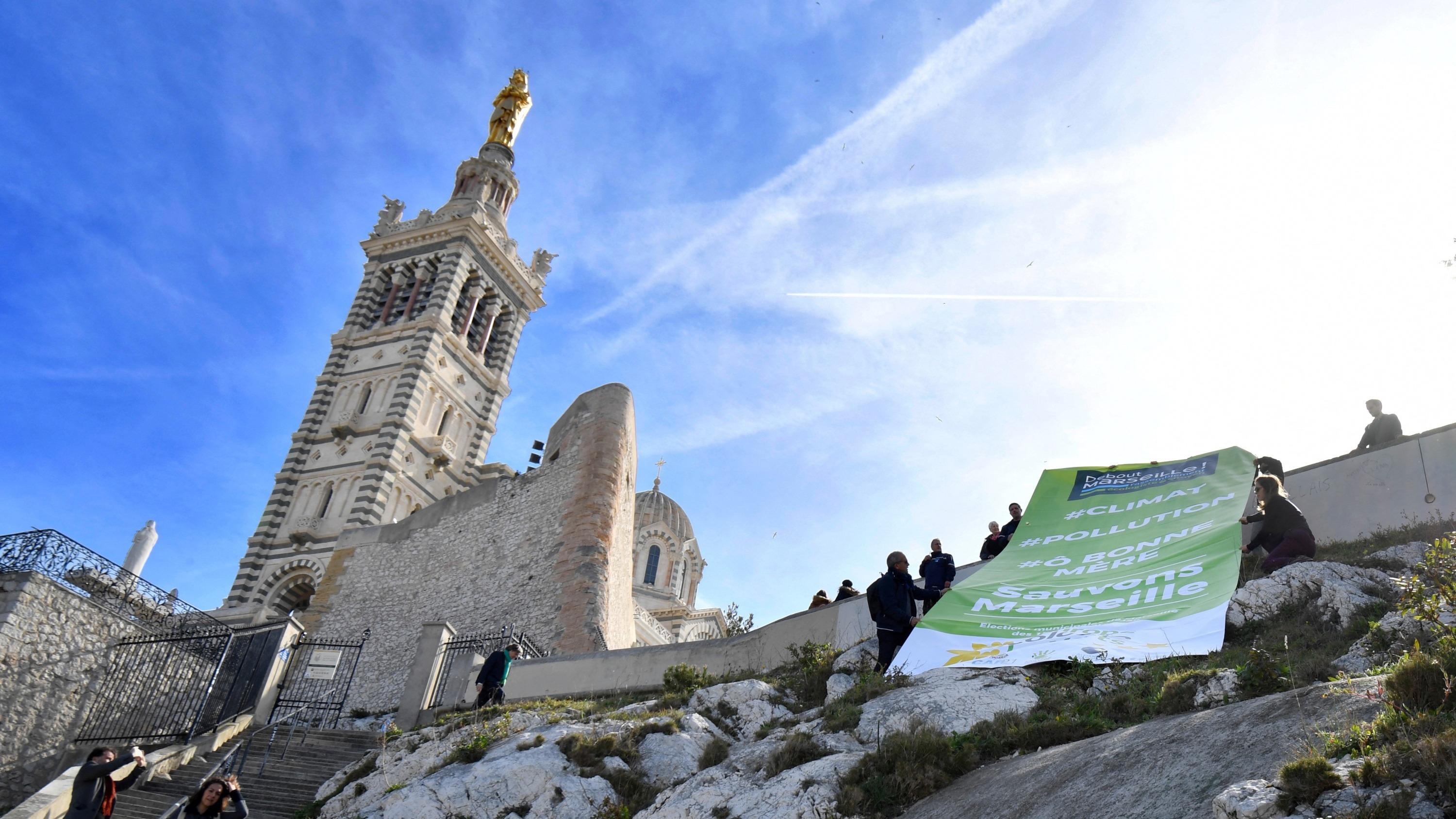 «Procès stalinien», «putsch» et municipales : à Marseille, les Verts voient rouge