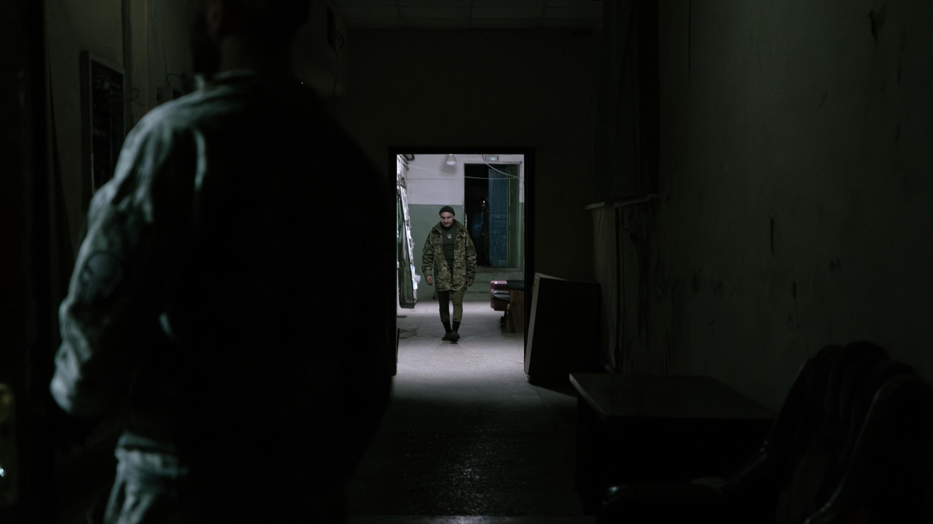 Guerre en Ukraine : des prisonniers payent leur dette à la société en allant combattre sur le front du Donbass