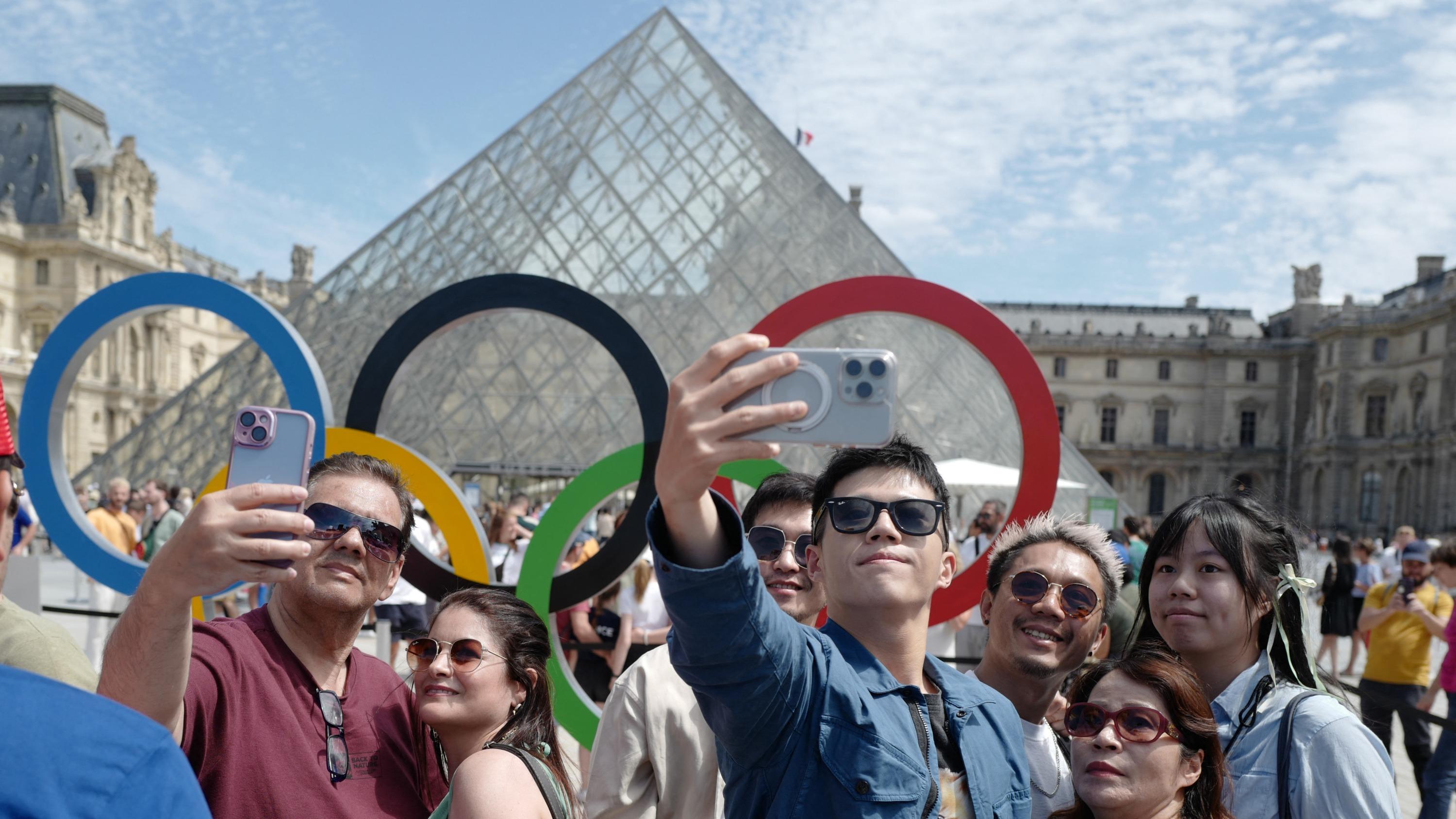 « L’effet JO » n’a pas eu raison du Louvre, toujours aussi attractif en 2024