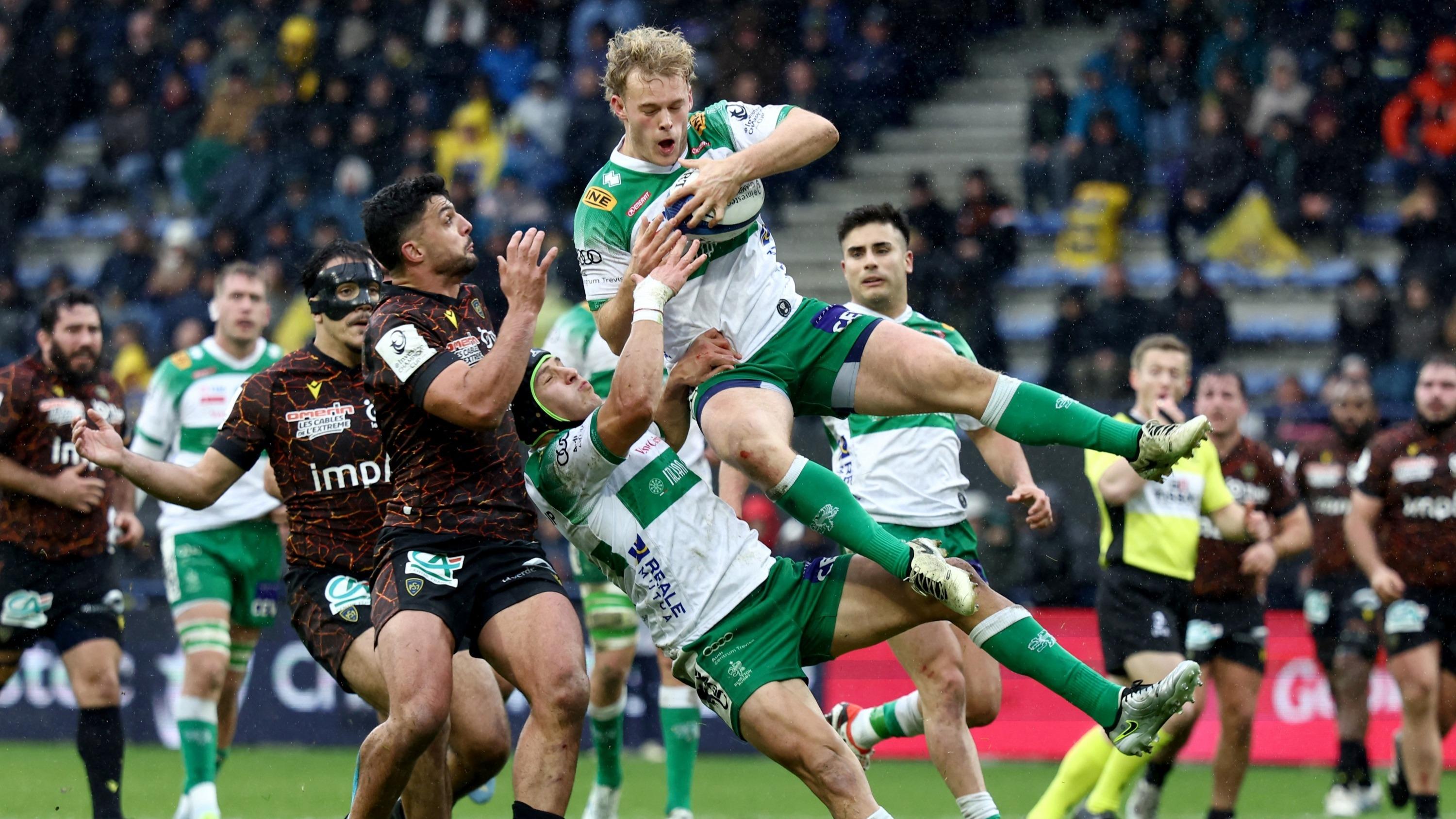 Six Nations : blessé au genou, Louis Lynagh manquera le Tournoi avec l’Italie