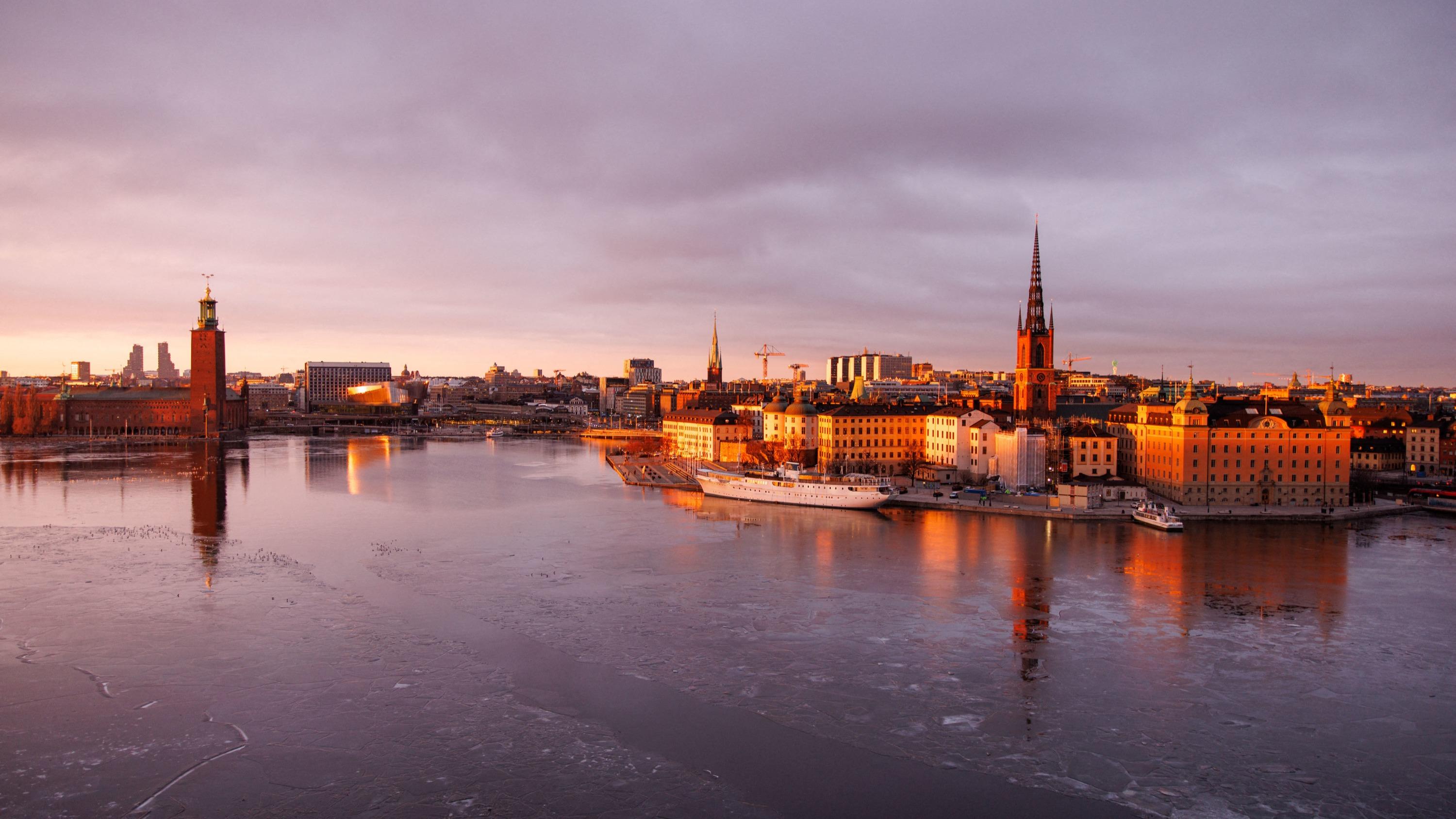 Les fans d’histoire et de champs de bataille cherchent l’amour dans un musée de Stockholm