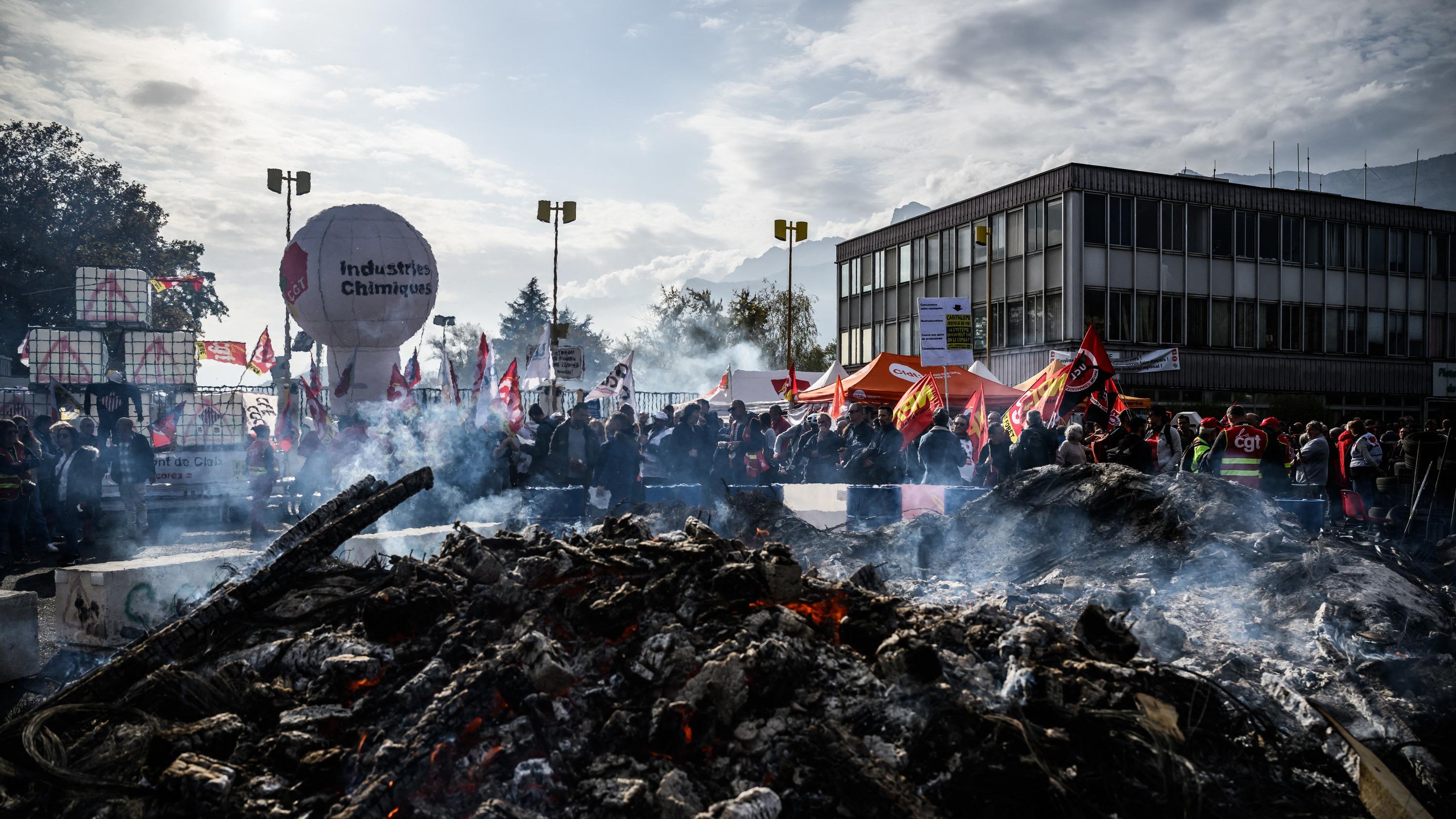 «L’activité n’est pas viable» : François Bayrou écarte une nationalisation de Vencorex