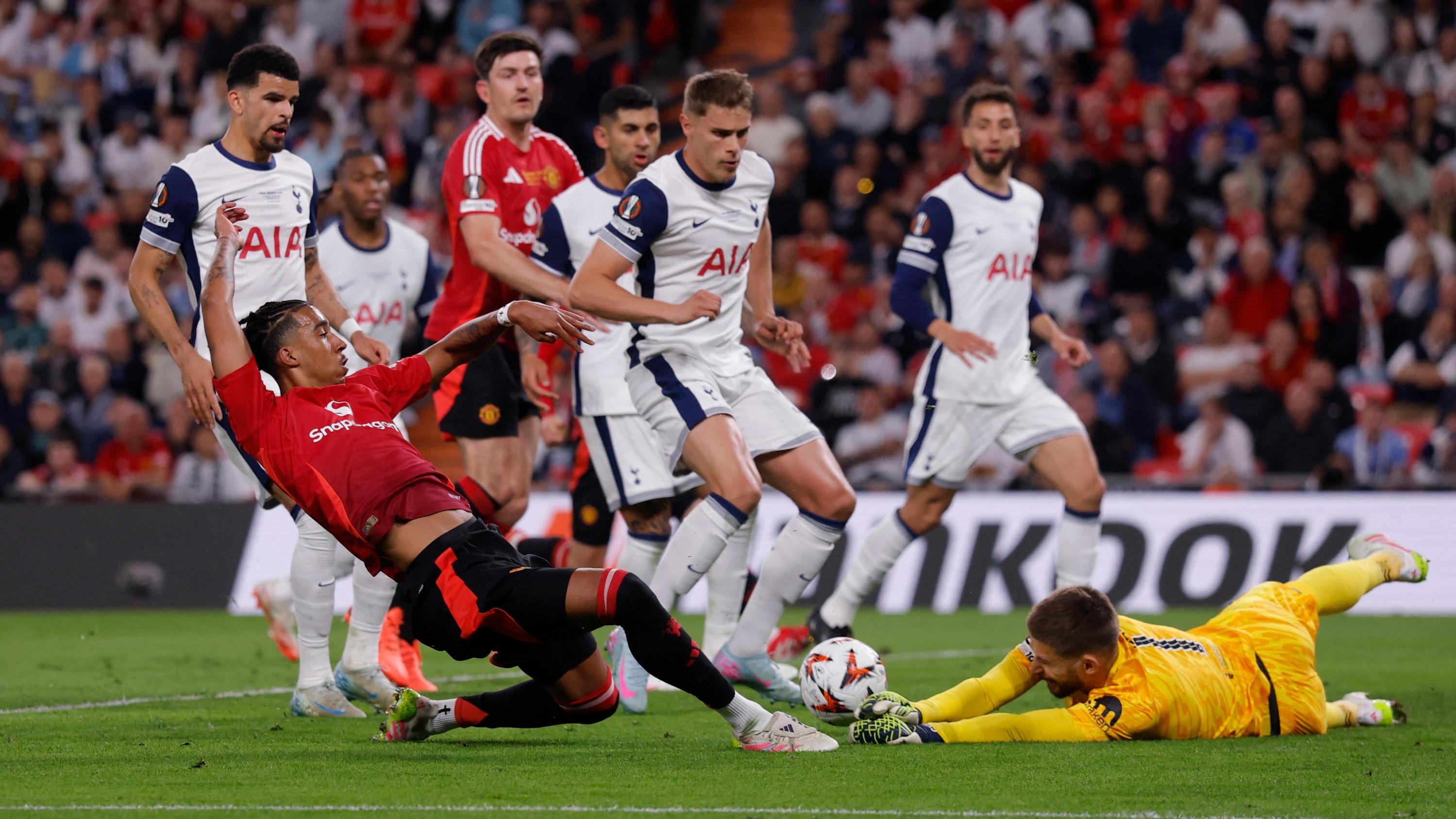 EN DIRECT - Tottenham-Manchester United : miraculés, les Spurs tout proches de remporter la Ligue Europa