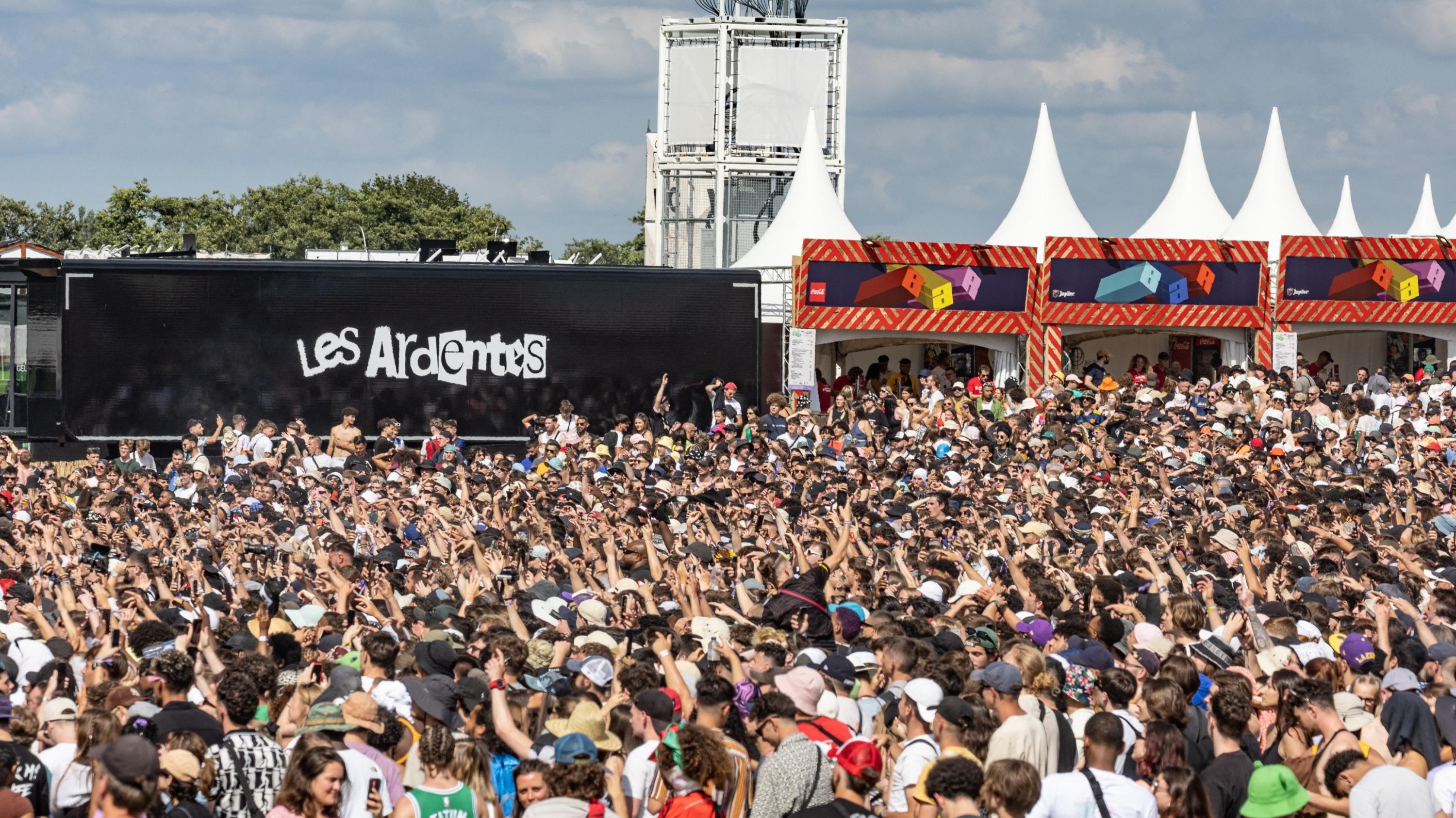 Du Paléo en Suisse aux Ardentes en Belgique, l’irrésistible attraction des festivals frontaliers