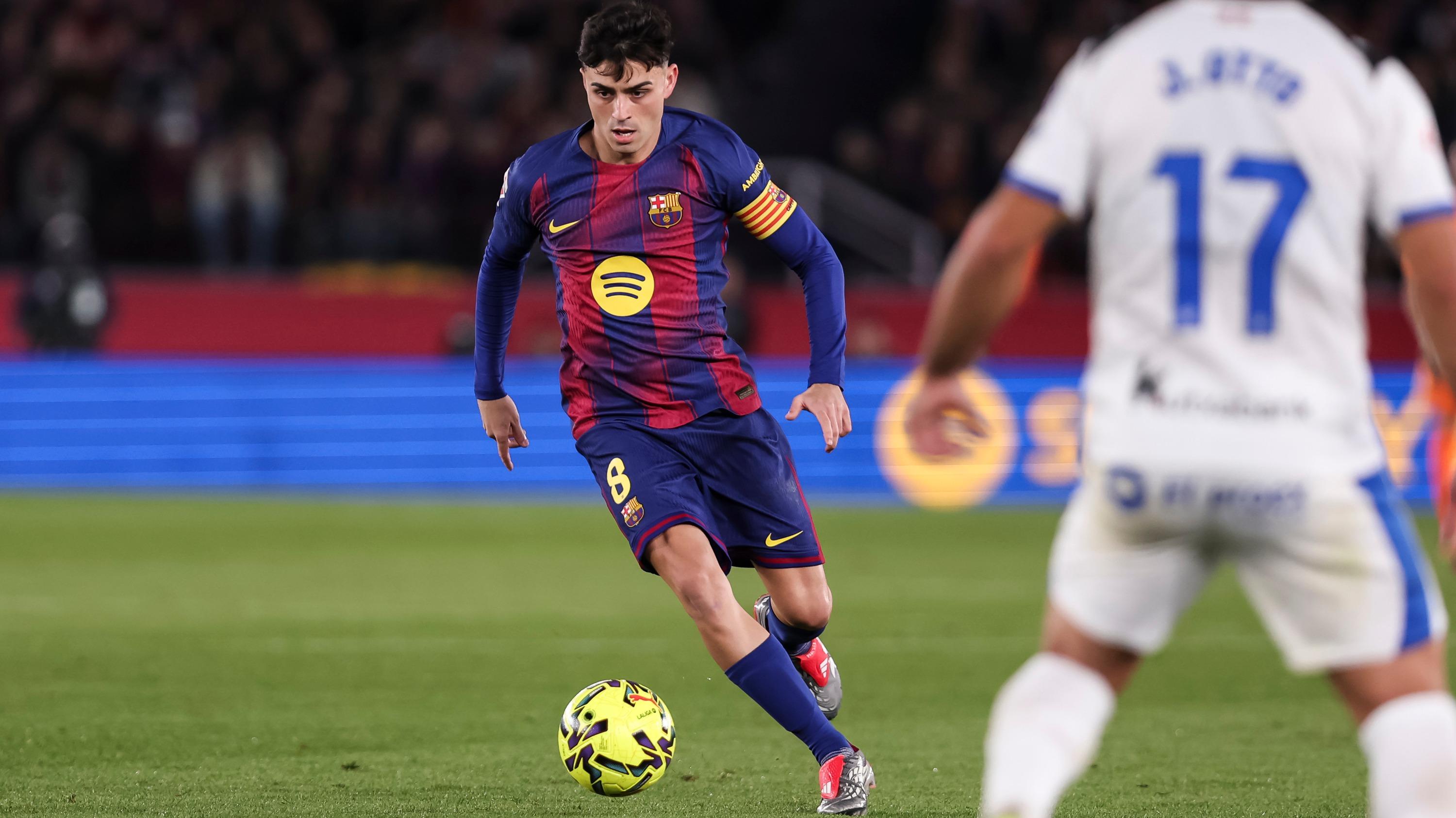 Liga : Pedri devrait débuter avec le Barça face à l’Atlético, affirme Flick