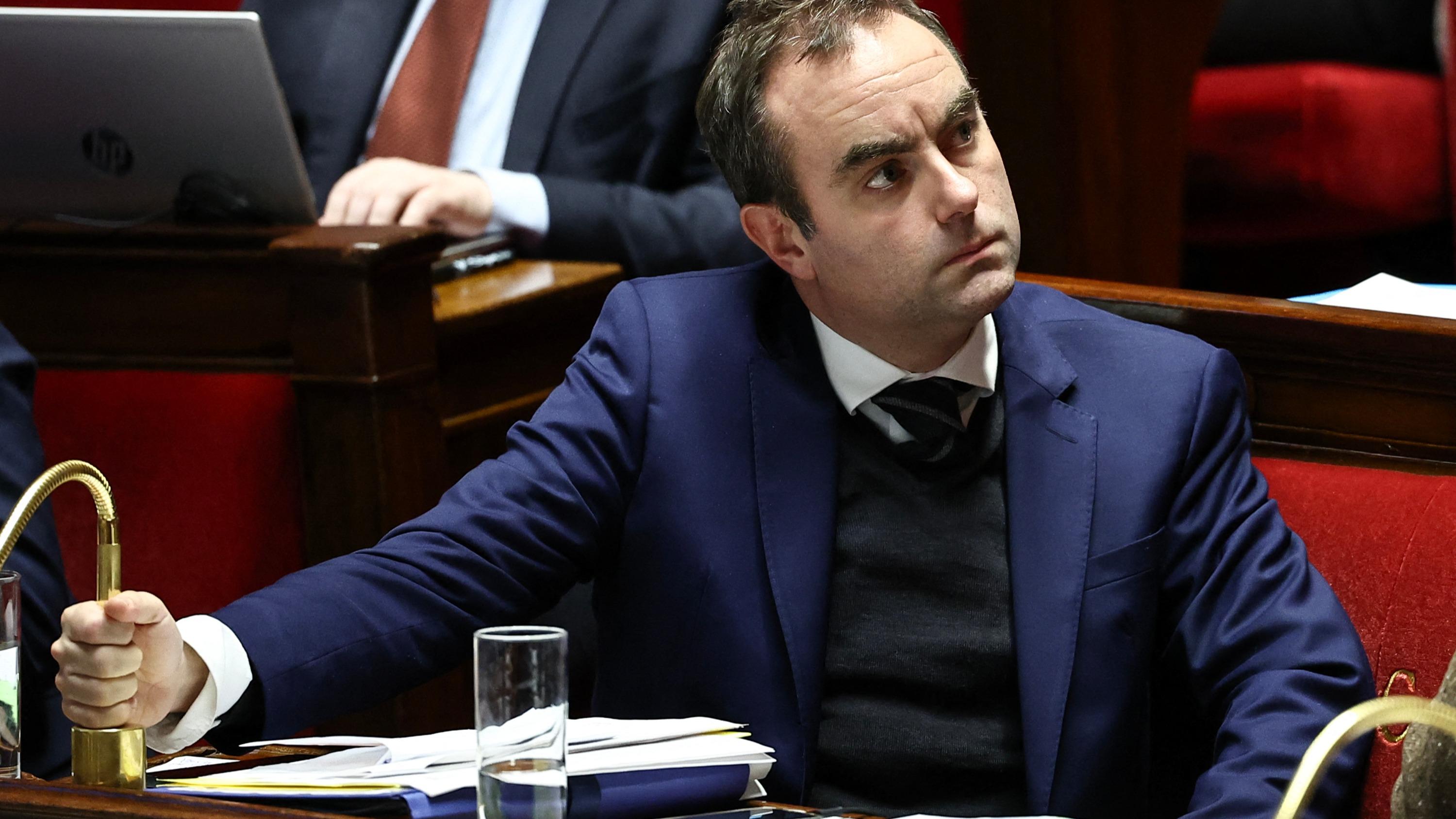 Sébastien Lecornu: la scelta del minimo male per evitare un blocco del bilancio della sicurezza sociale