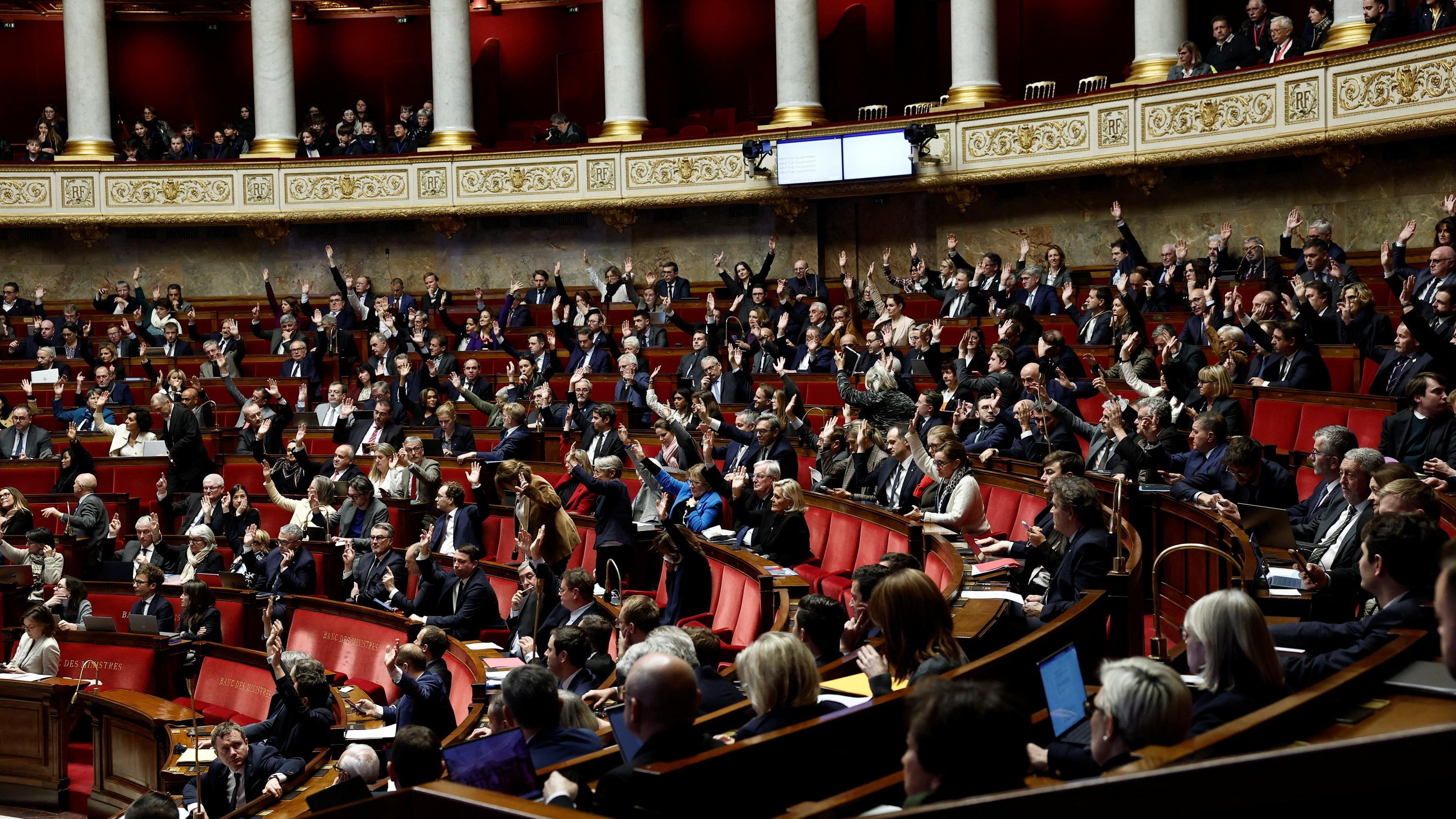 79 % dei francesi chiedono azione immediata sul debito, 87 % vogliono una gestione familiare del bilancio statale