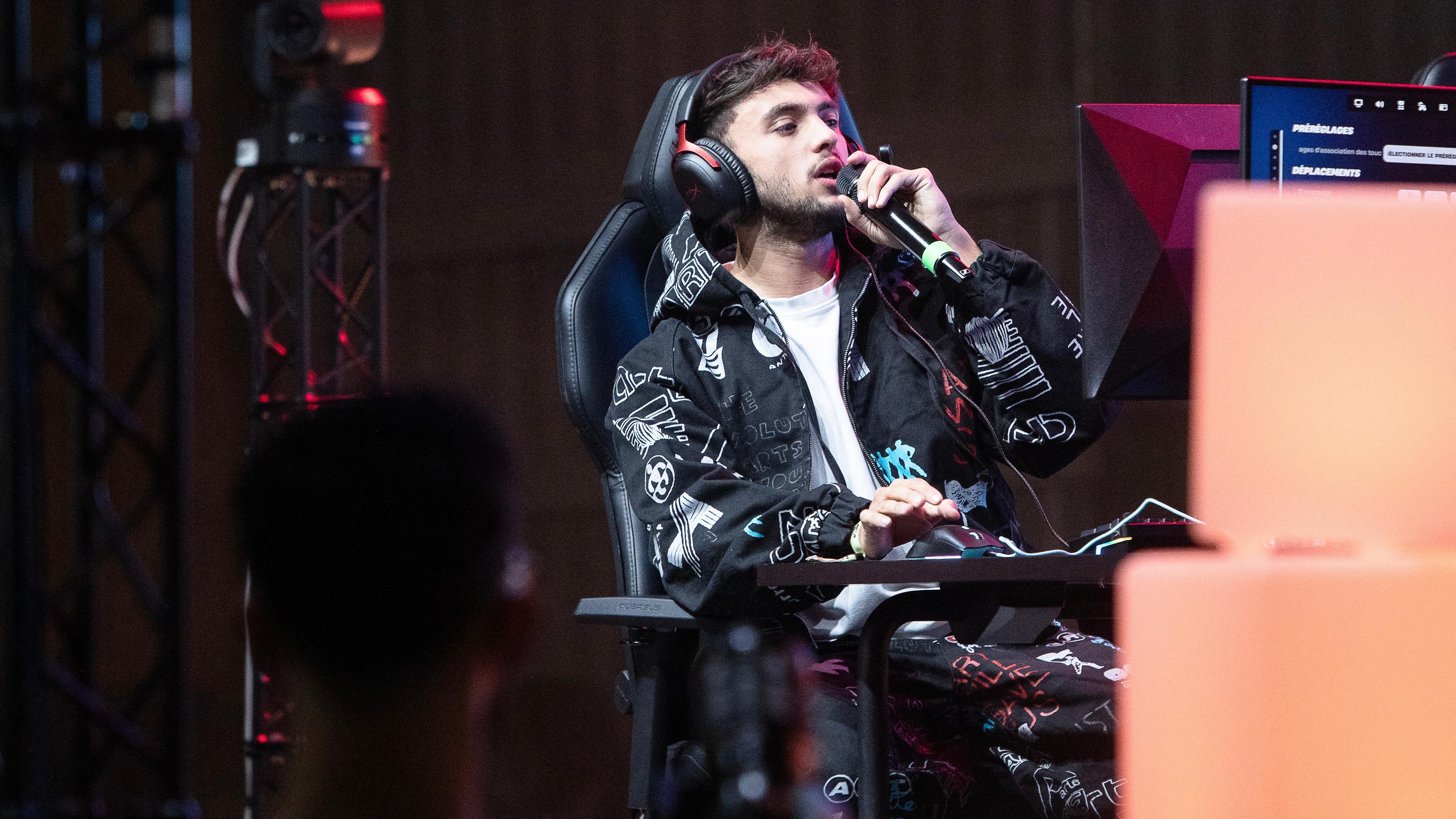 Inoxtag, Michou, Jokariz… Les néobanques parient sur les influenceurs pour gagner