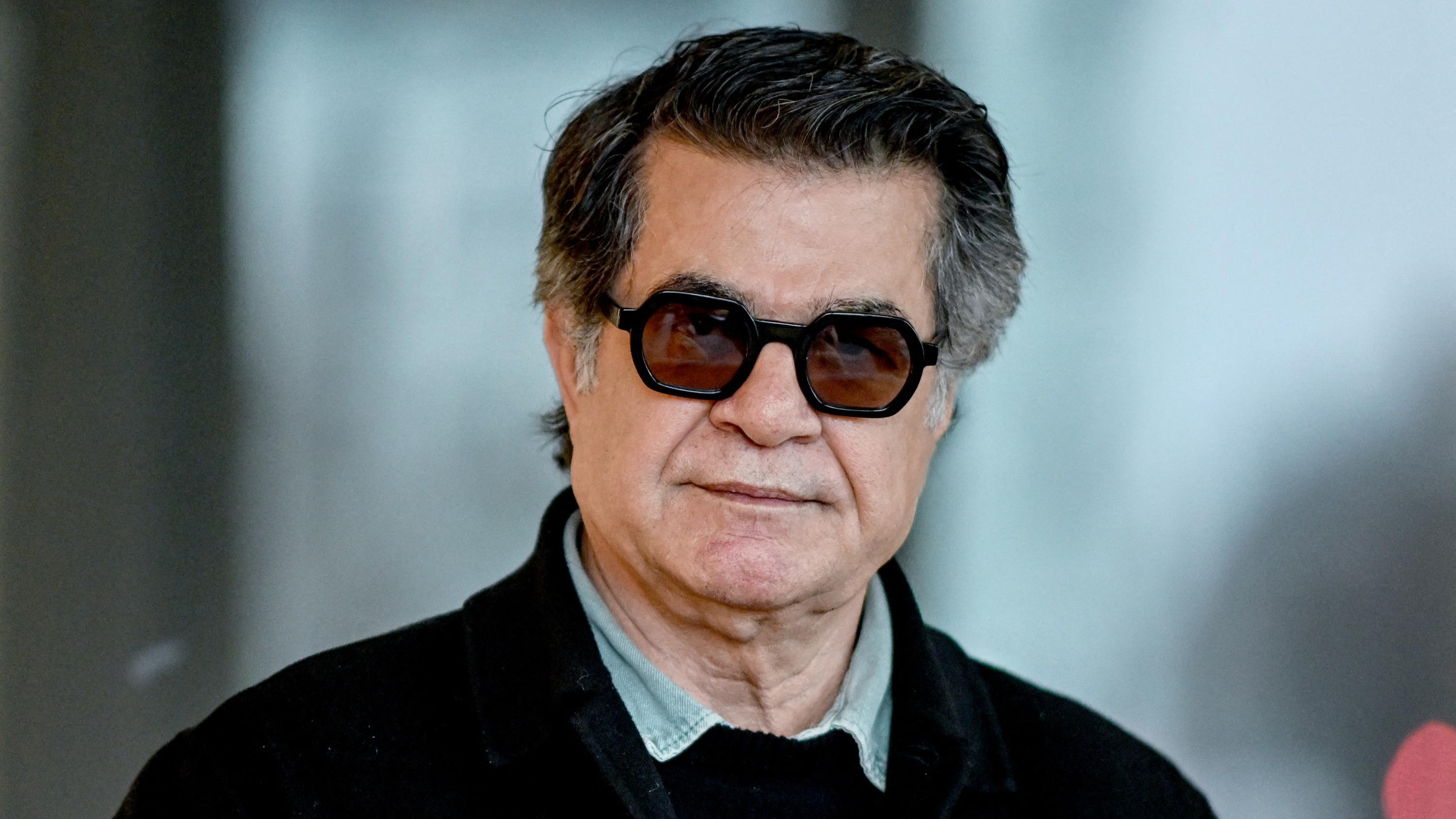 Protestation contre la vie chĂšre en Iran : Jafar Panahi appelle à « faire avancer lâhistoire »