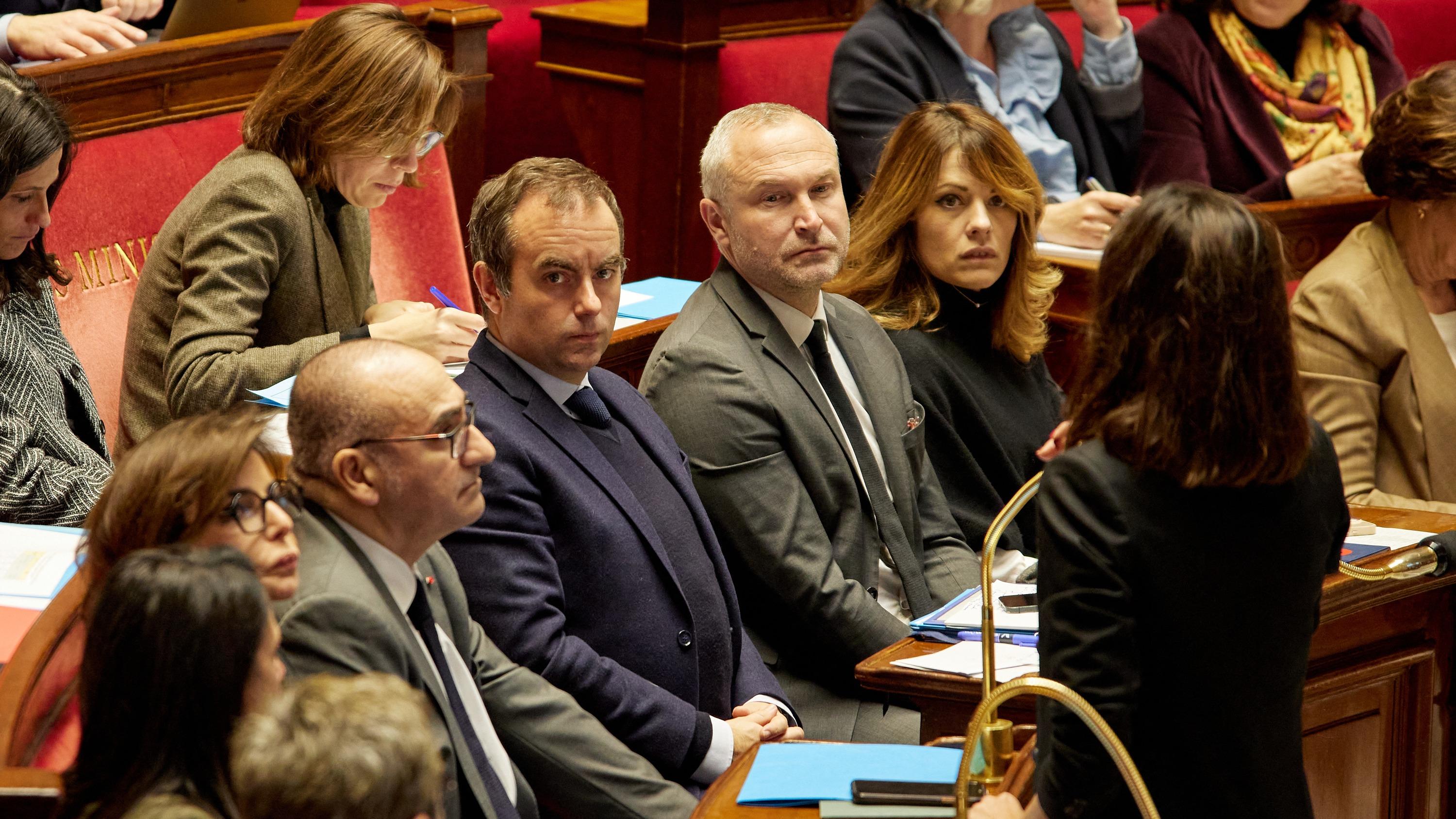 «Le plus vite sera le mieux» : à l’Assemblée, l’ombre du 49.3 plane sur l’examen budgétaire