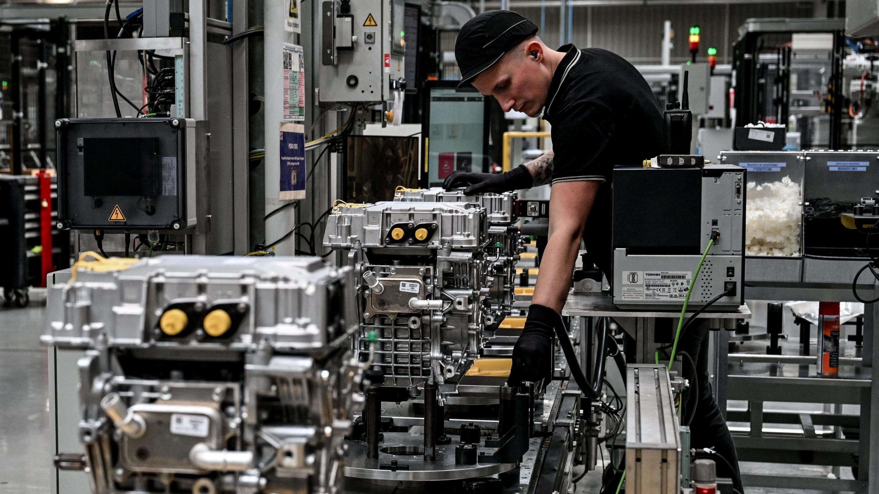 120 000 moteurs électriques par an produits en Normandie : le coup de canif de Renault au «made in Europe»