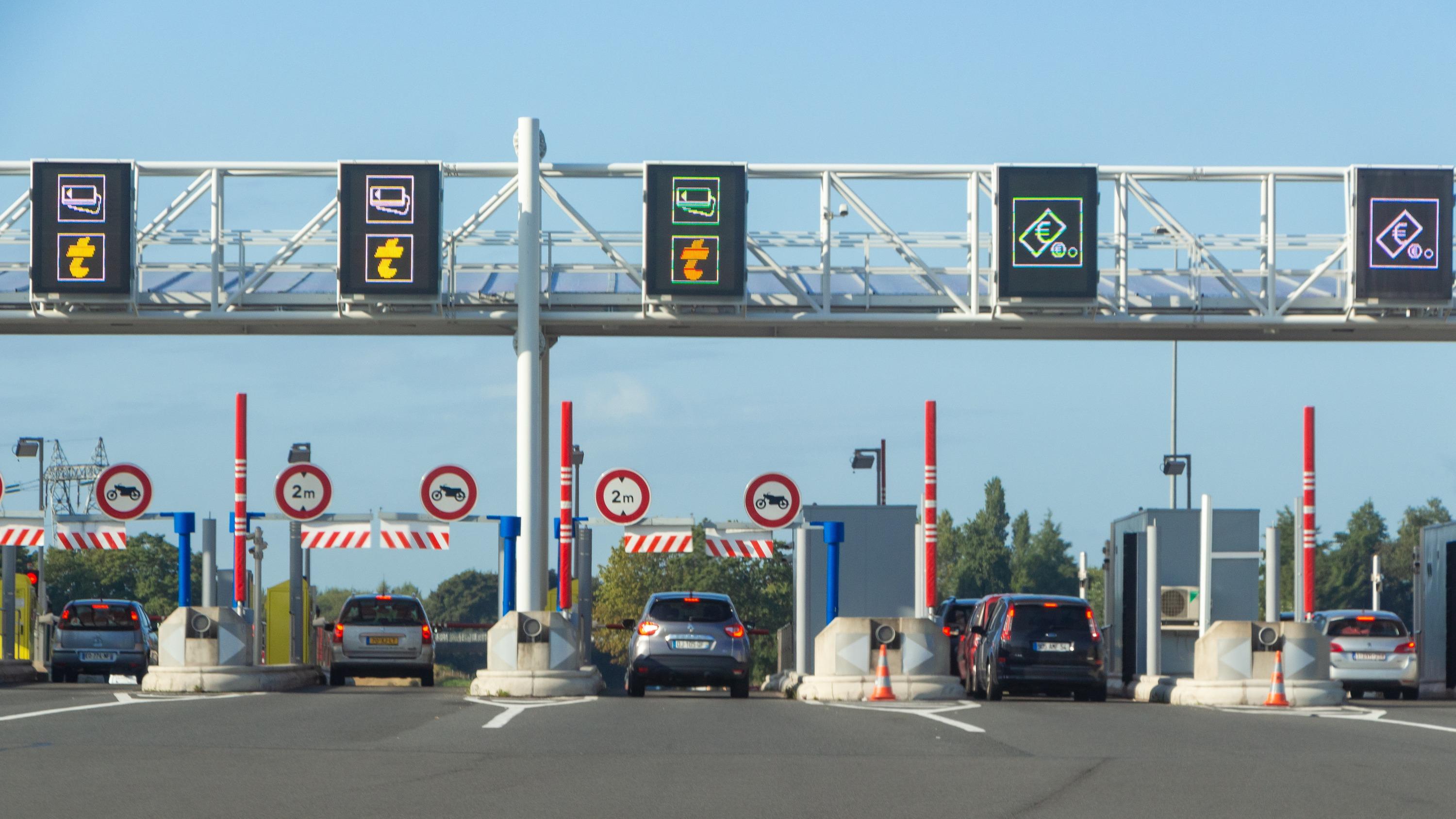 Les profits des sociétés d’autoroutes, éternel objet de fantasmes en France