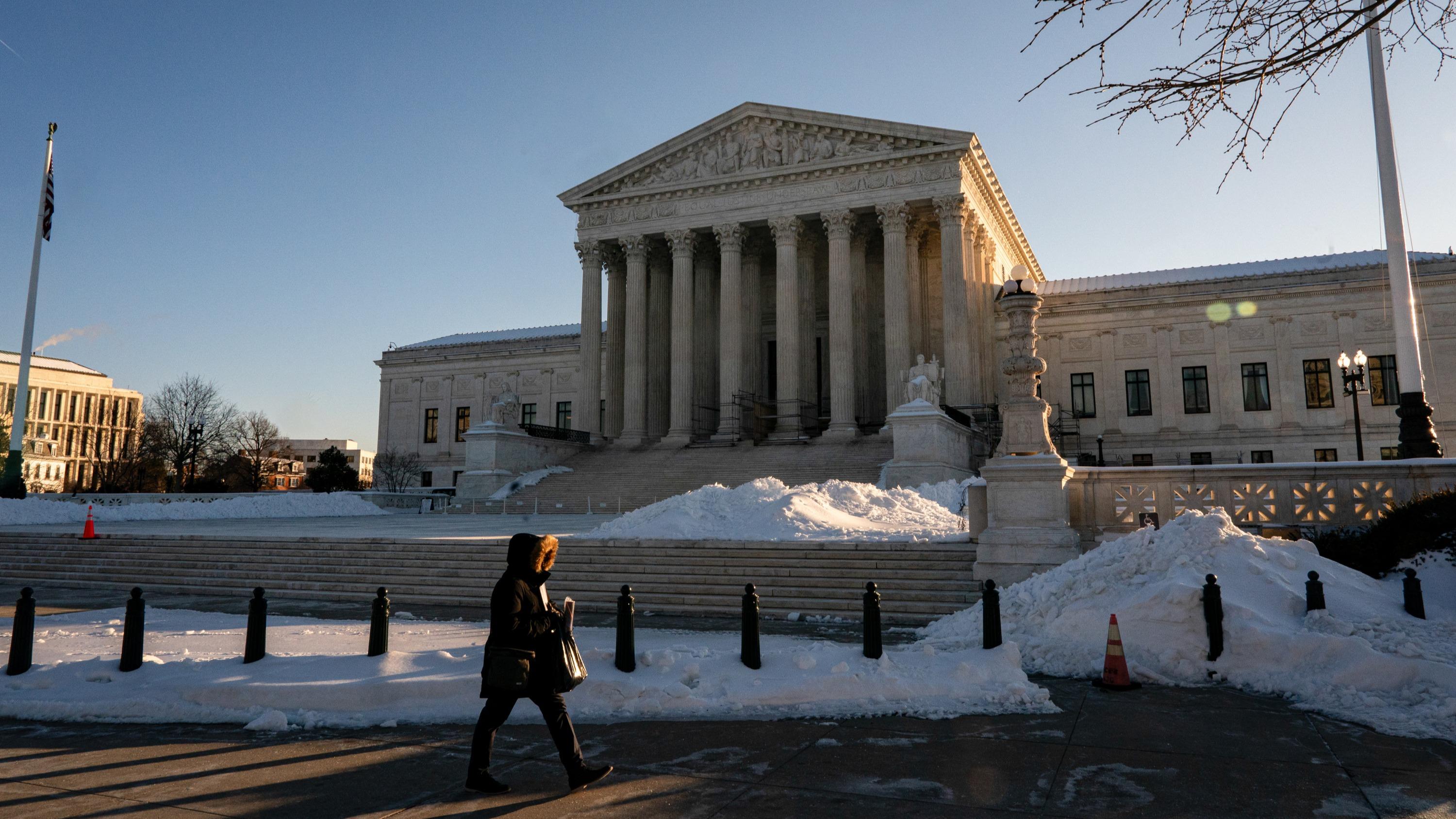 Donald Trump remplace les droits de douane invalidés par la Cour suprême