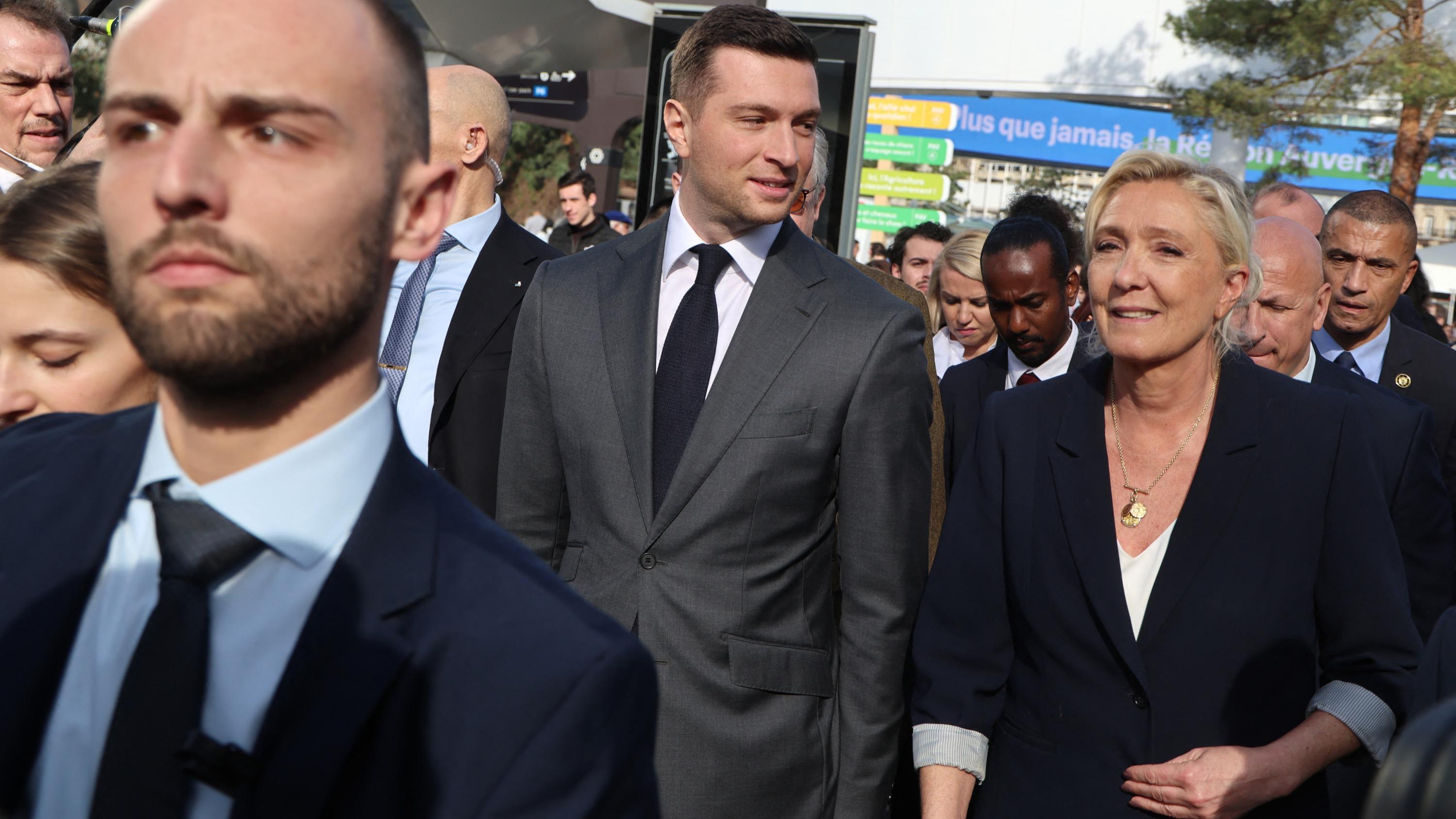 Marine Le Pen and Jordan Bardella Unite at Agricultural Fair, Navigate Leadership Amid Legal Challenges