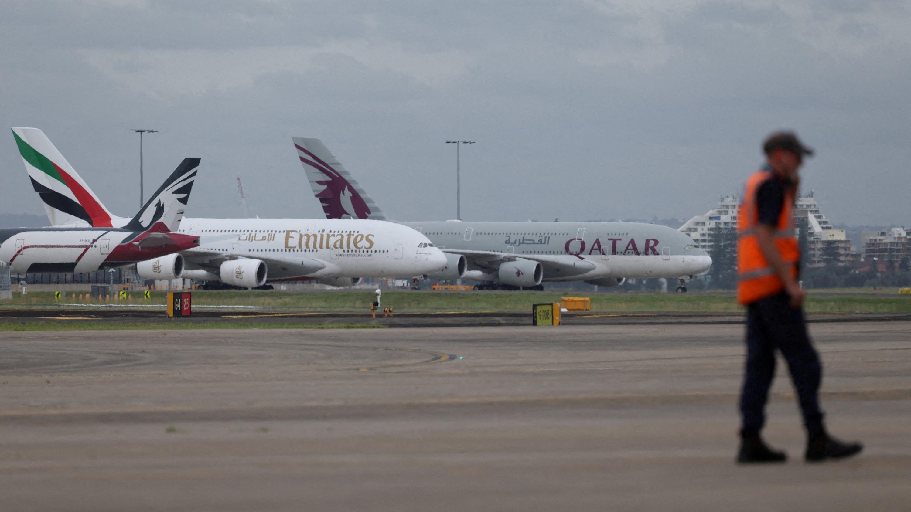 Guerre en Iran : comment la fermeture des espaces aériens devient une manne pour les voisins de Téhéran