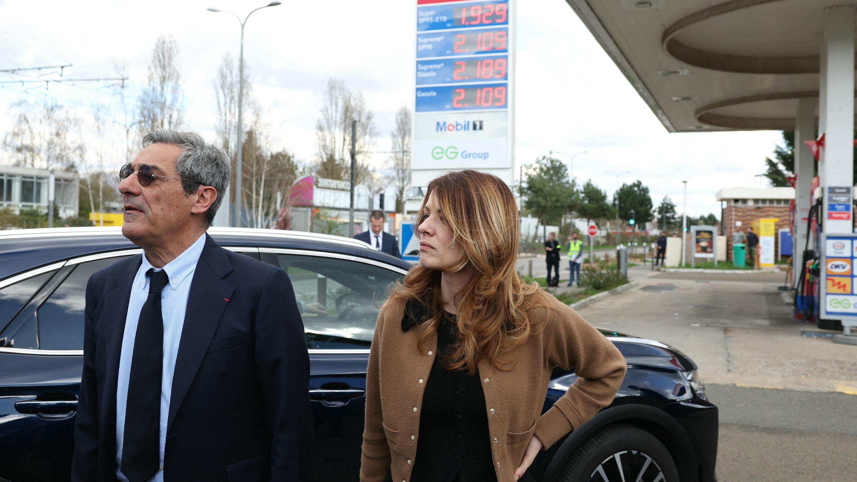Prix du carburant : 6% des stations-service contrôlées vont être sanctionnées, affirme le gouvernement