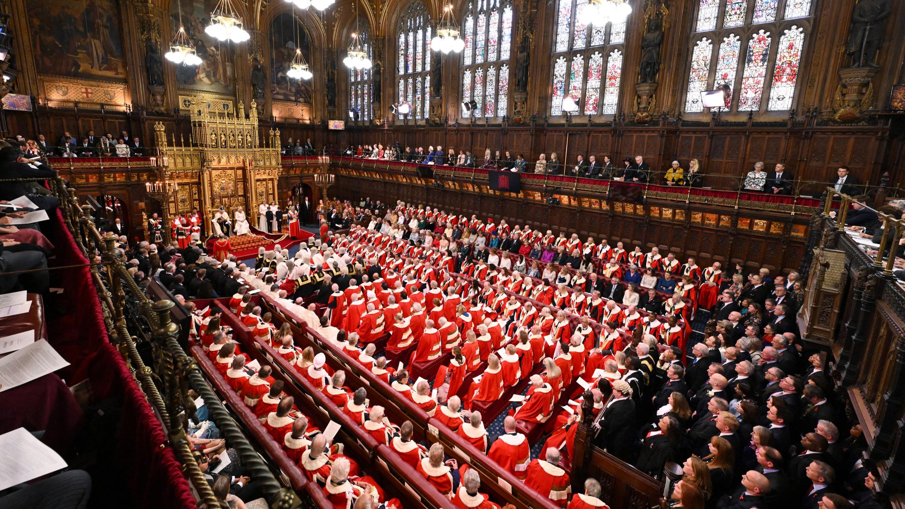 Au Royaume-Uni, avec la fin des « pairs héréditaires », la Chambre des Lords fait sa petite révolution