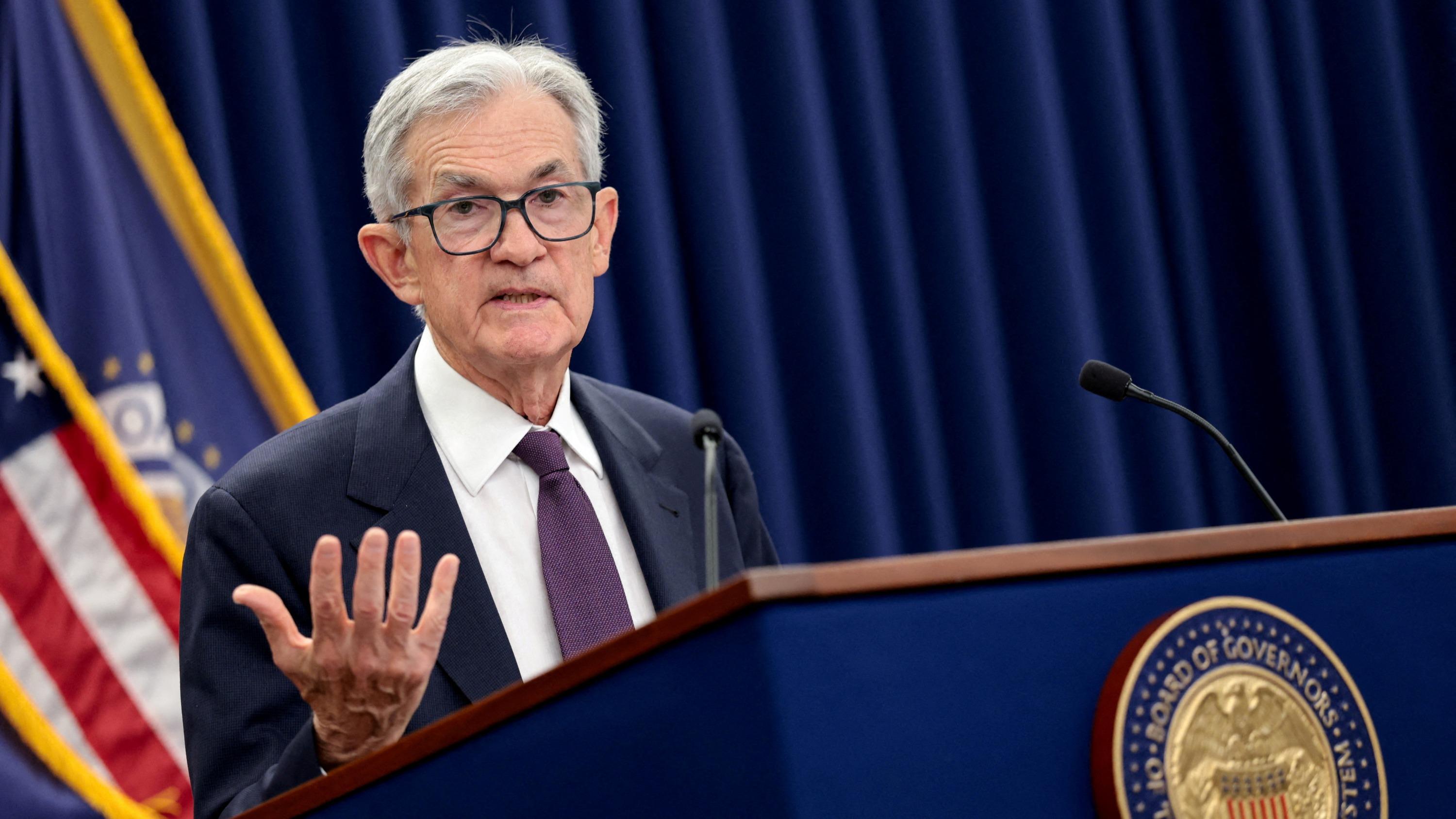 Plongée dans un « brouillard » de plus en plus dense, la Fed est condamnée à suspendre ses baisses de taux