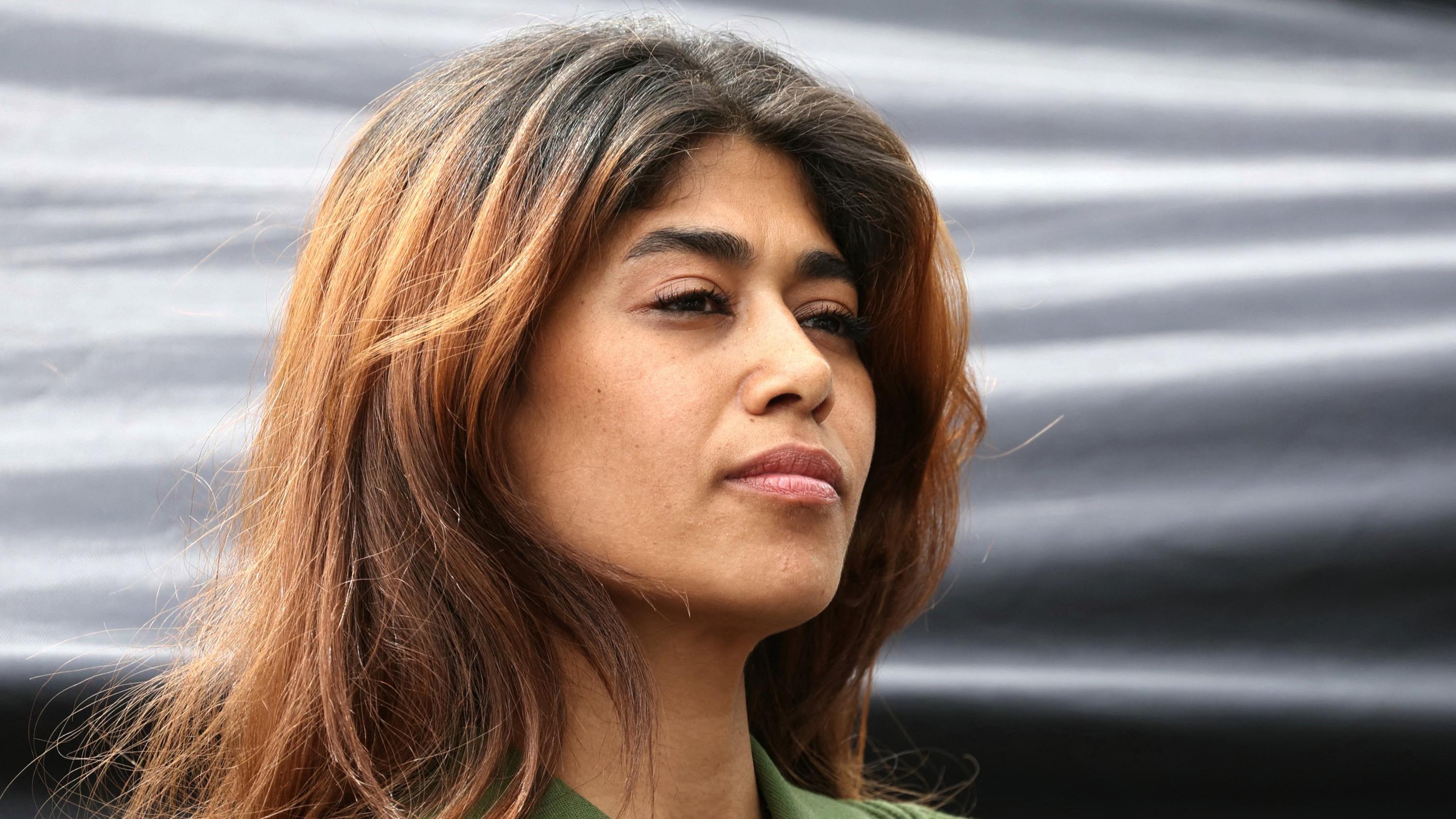 «Une tentative de censure» : Rima Hassan affirme avoir été empêchée d’entrer au Canada