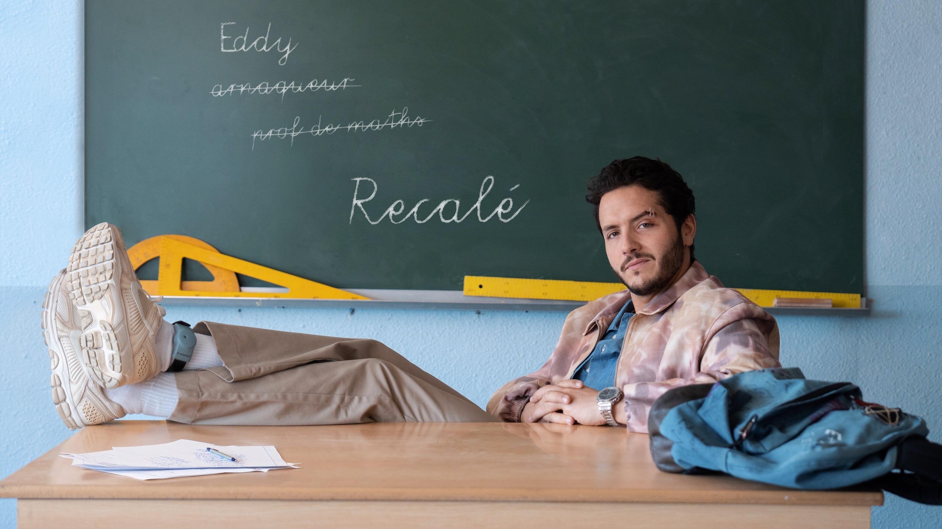 Recalé sur Netflix : Alexandre Kominek incarne un professeur retournant à l’école dans une nouvelle comédie policière — Séries TV