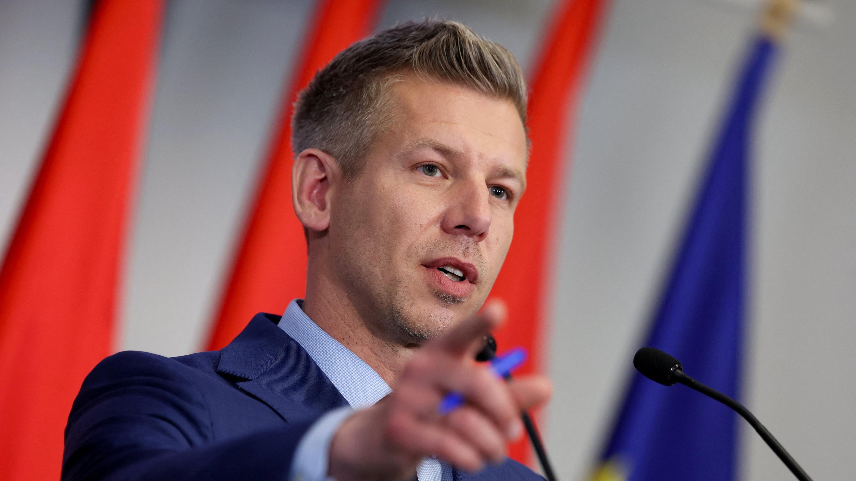 Commission d’enquête, nouvelle Autorité de recouvrement... En Hongrie, Péter Magyar lance la traque contre les « oligarques » d’Orban