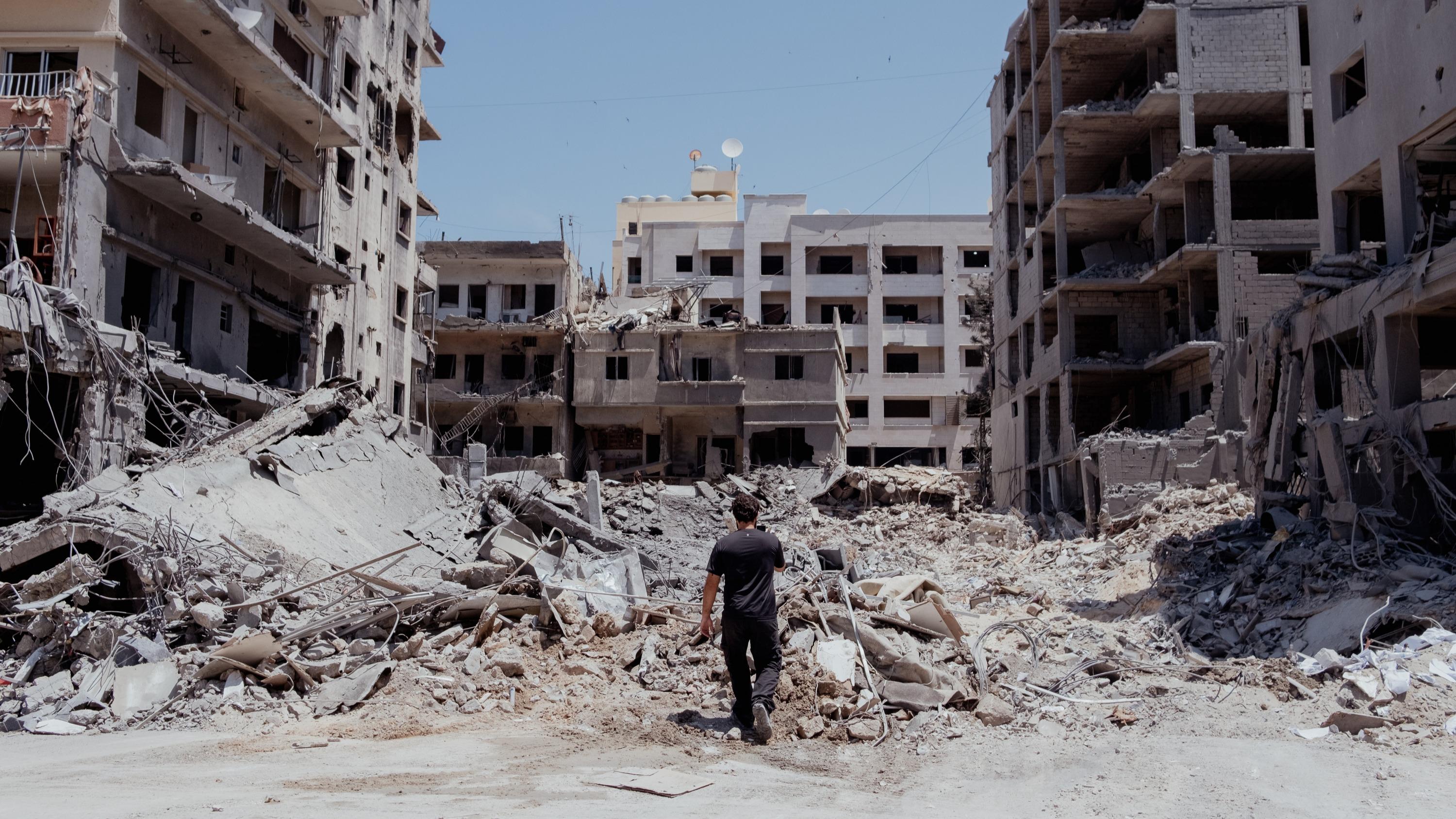 «Ça fait partie de la pression psychologique» : au Sud-Liban, la cité refuge de Tyr ciblée par Israël
