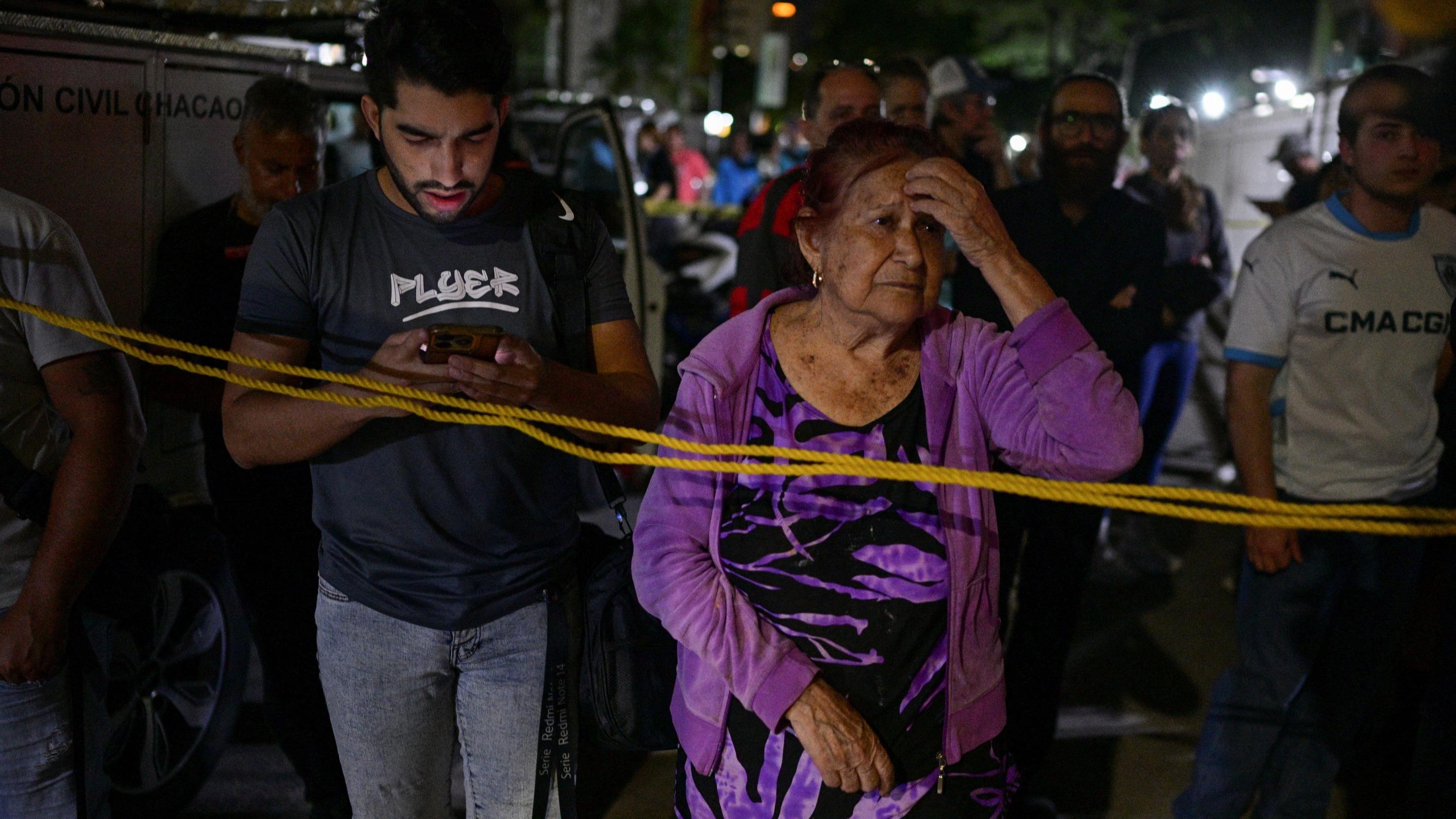 « Je pensais mourir » : au Venezuela, un double séisme plonge le pays dans le chaos