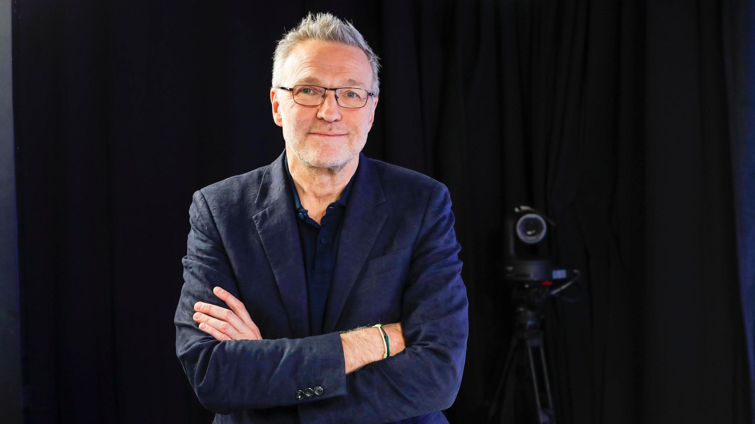 Laurent Ruquier annonce son retrait progressif de la télévision pour se consacrer à d’autres projets — People & Médias
