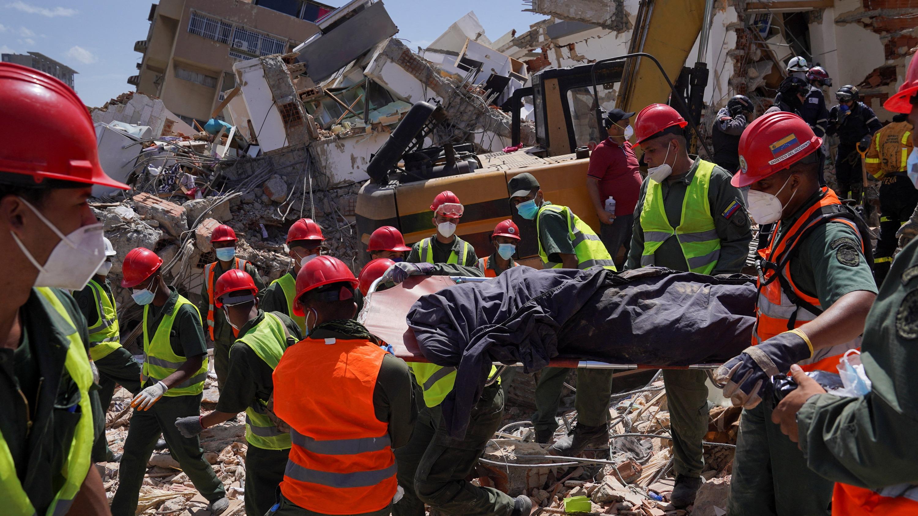 «Nous sommes traités comme des chiens» : au Venezuela, dans la ville en ruine de la Guaira, la colère monte face au régime