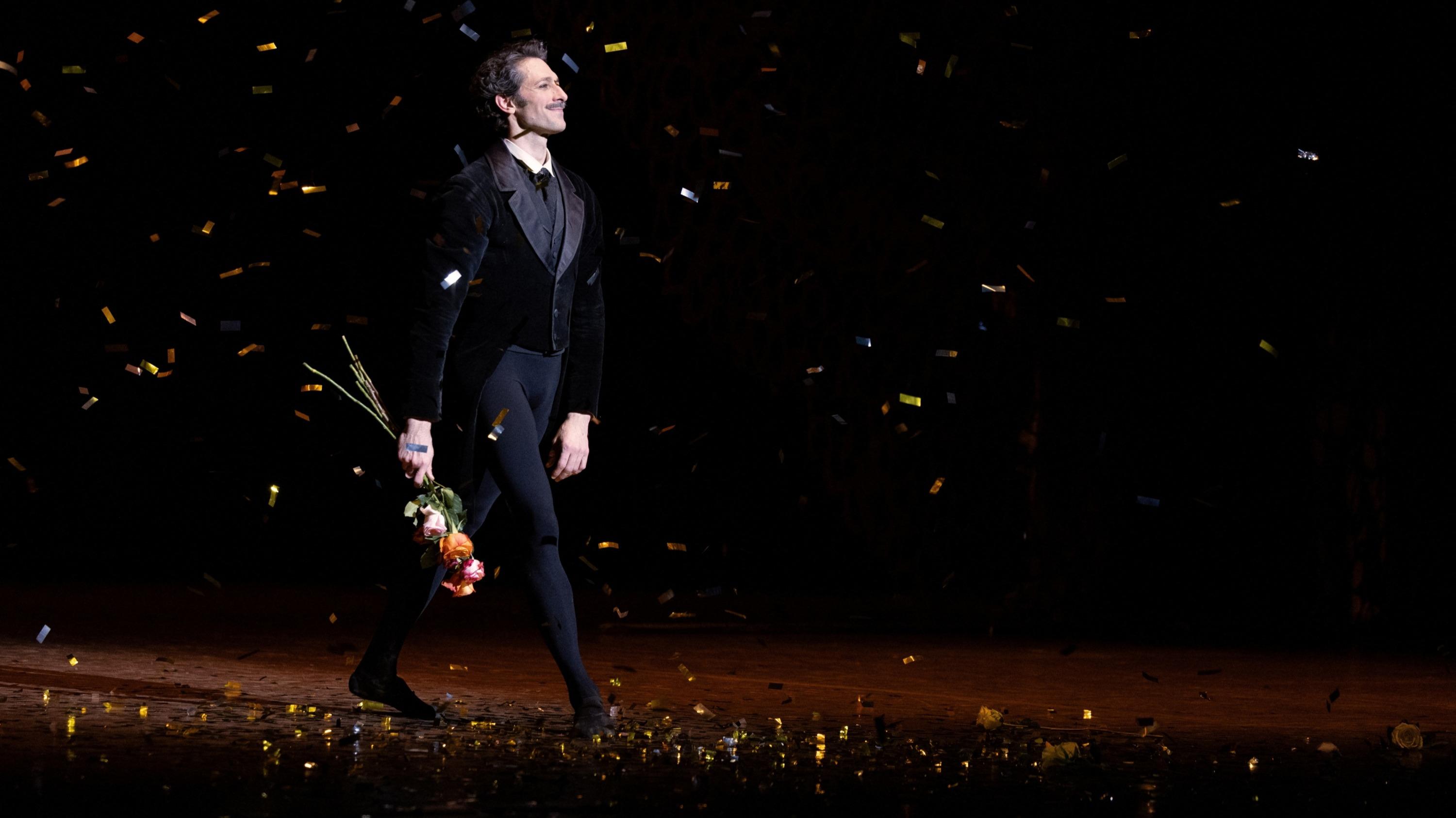 Au Festival d’Avignon, Mathieu Ganio et Martin Harriague rallument la flamme de la danse