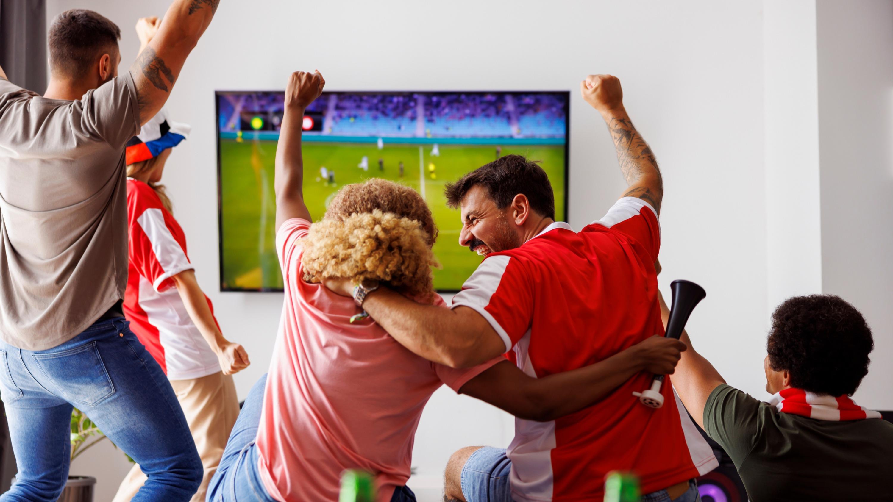 «Oui il est cher, mais je me dis que c’est un achat plaisir» : ces produits dont les ventes ont explosé pendant la Coupe du monde