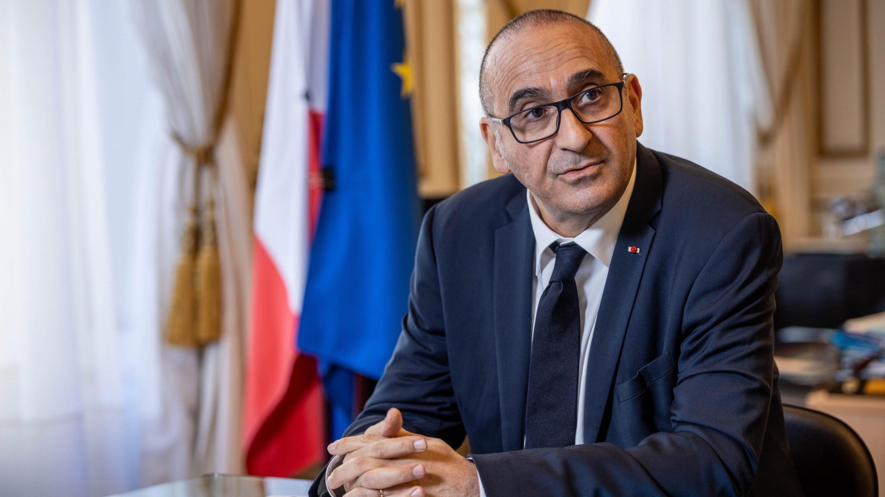 Incendies : «Un peu moins de 40.000 hectares» brûlés en France et 111 interpellations, annonce Laurent Nuñez