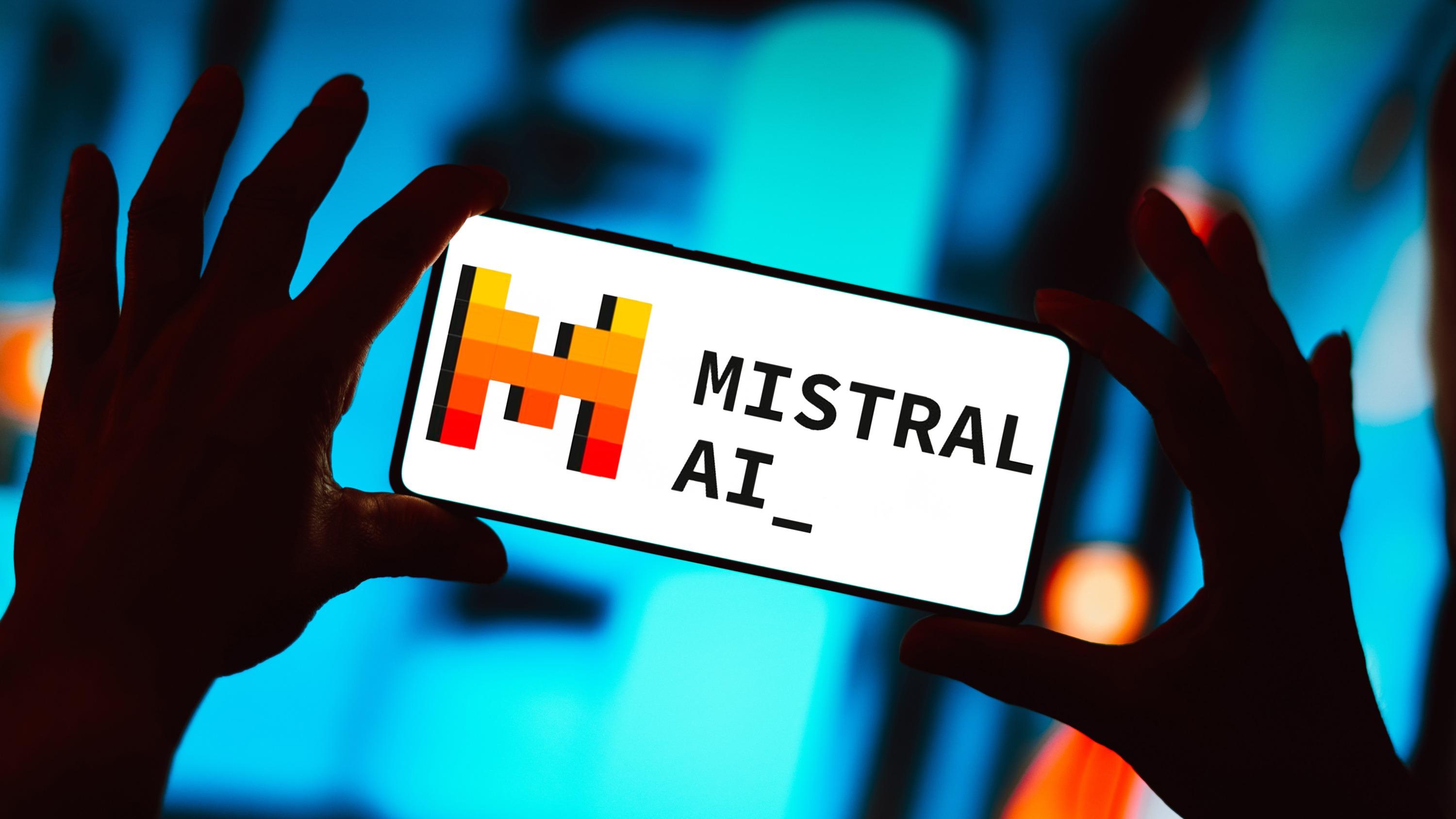 Mistral scelle un contrat à plusieurs milliards de dollars avec Microsoft