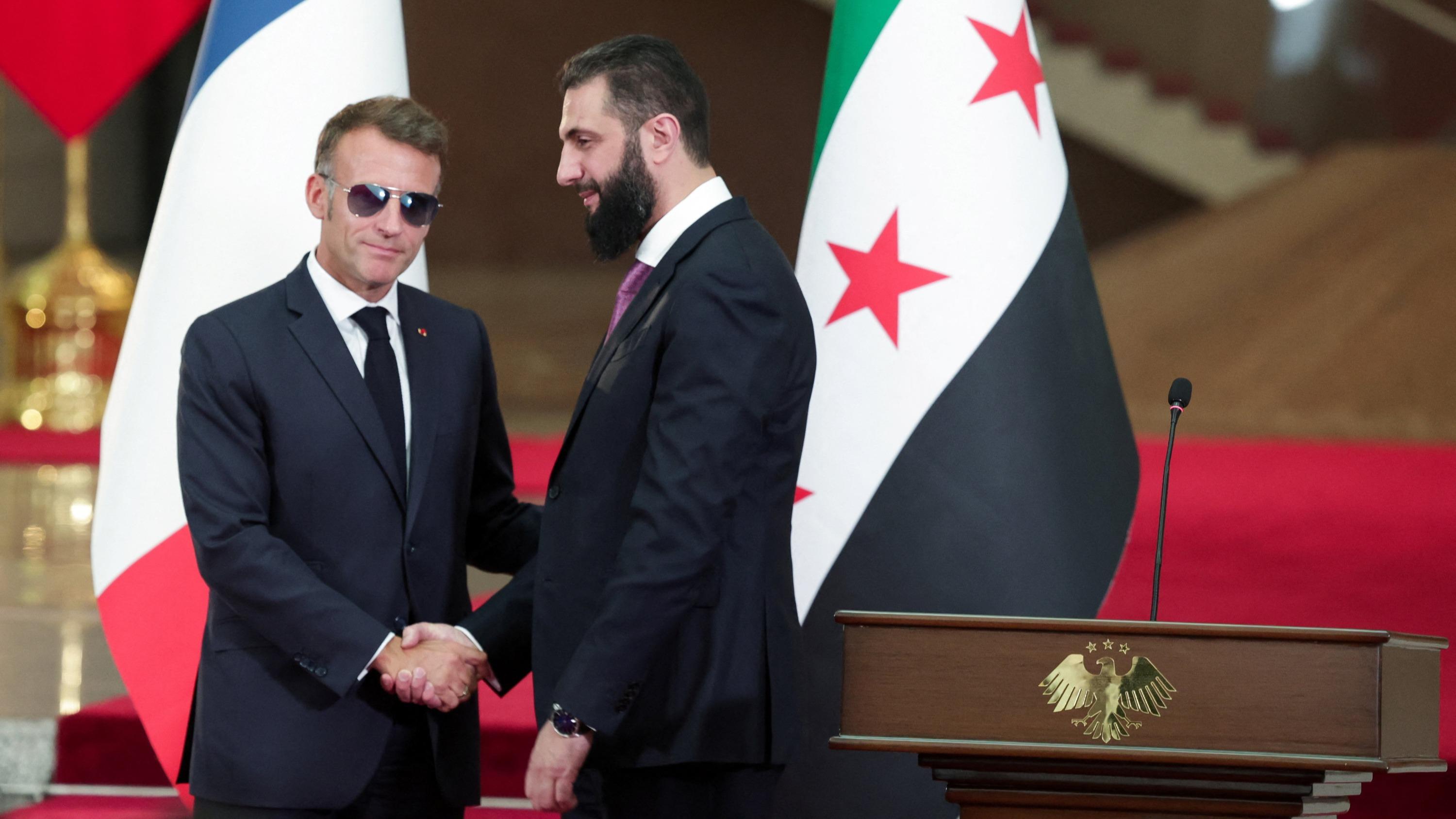 « Ils attendaient au moins un signe que la France les voit encore » : l’amertume des chrétiens de Syrie après la visite d’Emmanuel Macron