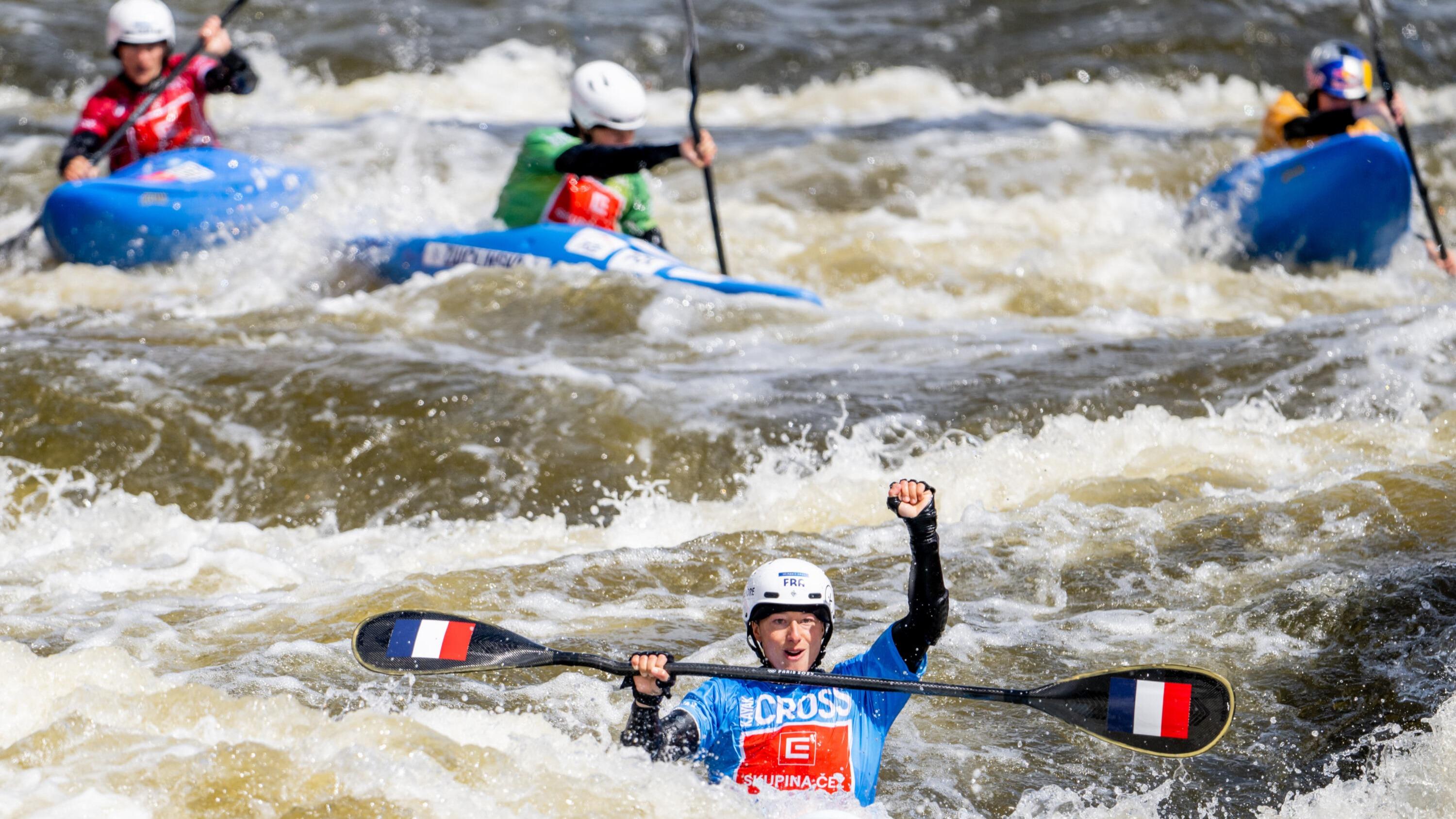 Canoë-kayak : les Bleues en argent en kayak, déception côté messieurs aux Mondiaux