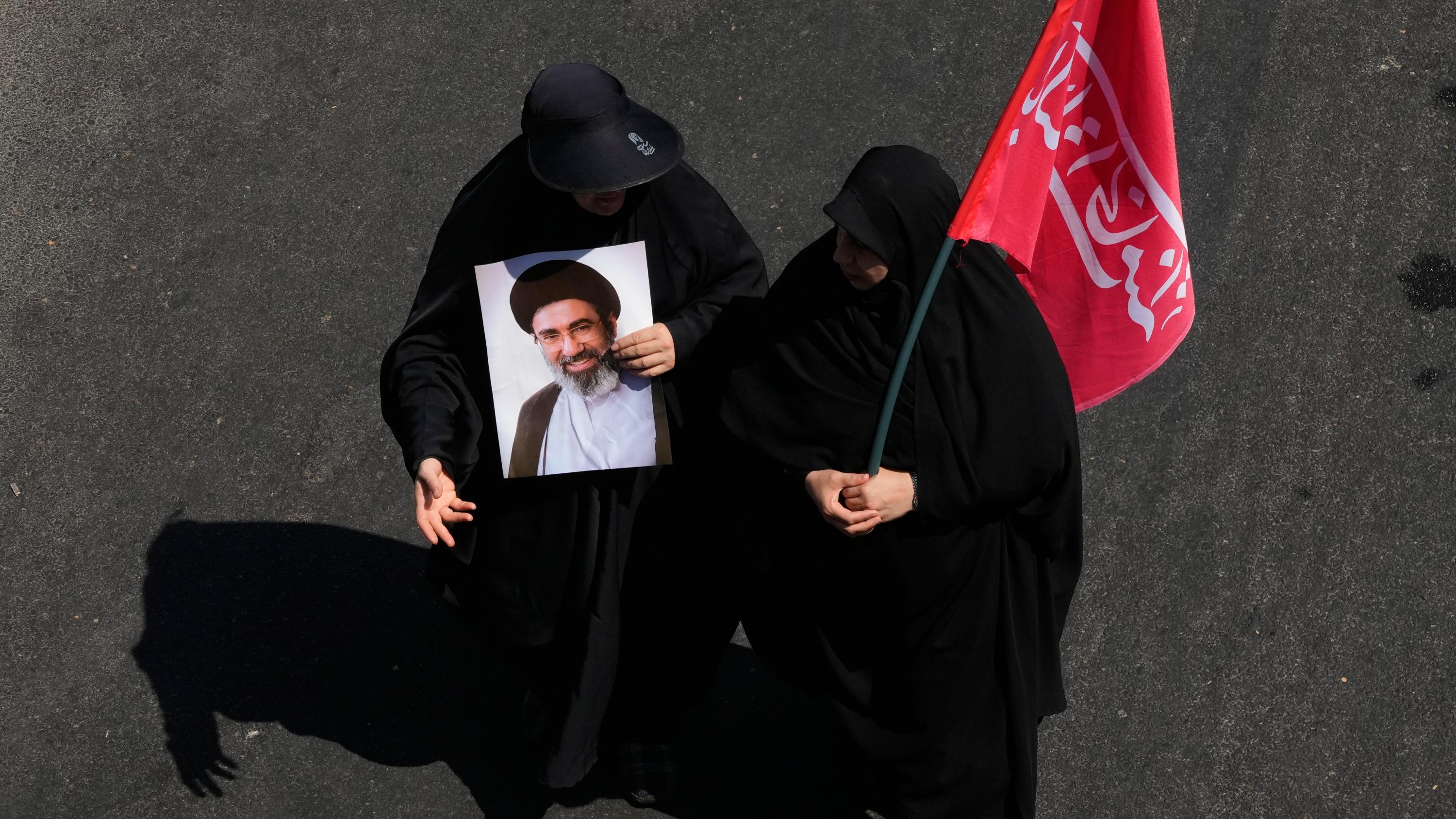 Conseil suprême, pasdarans, armée... Le pouvoir iranien se dote de nouveaux visages
