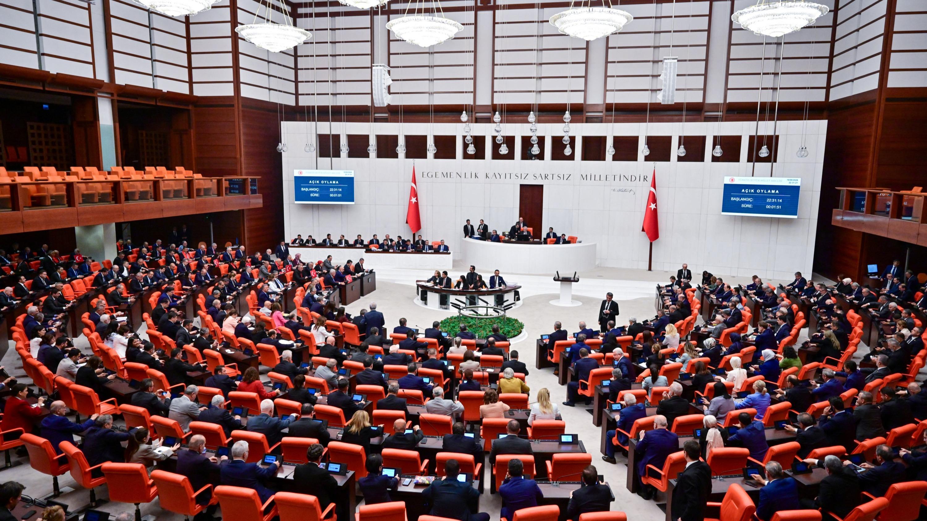 « Le seul fait d’être membre du PKK était un crime » : en Turquie, une loi historique entend régler la question kurde