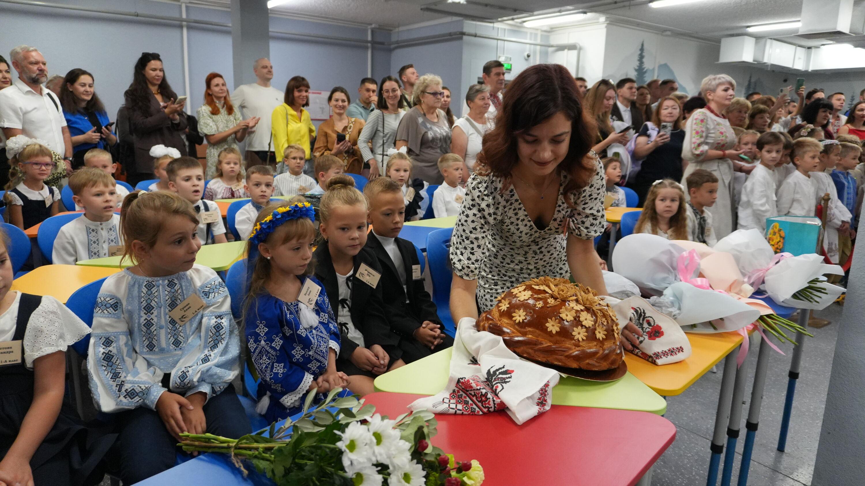 « Le père de notre copine de classe est mort » : à Kiev, les élèves retrouvent l’école sous les alertes aériennes