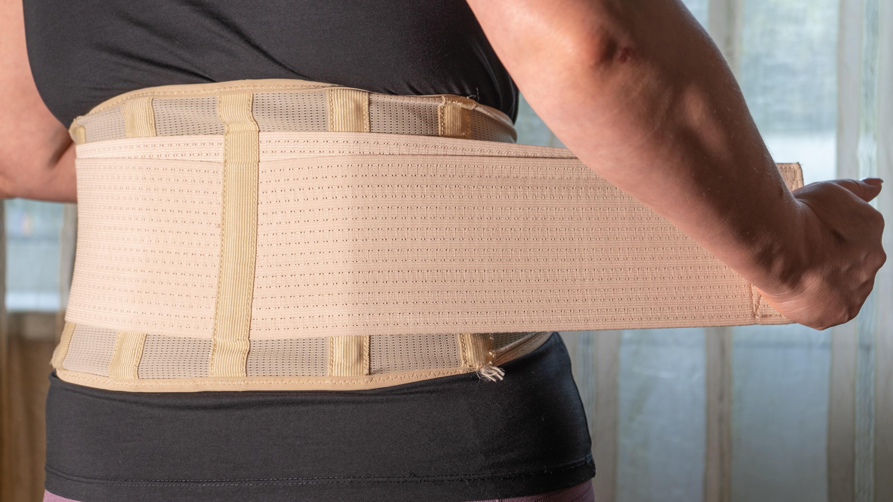 La ceinture lombaire, utile ou inefficace pour le mal de dos ? Une nouvelle étude vient rebattre les cartes