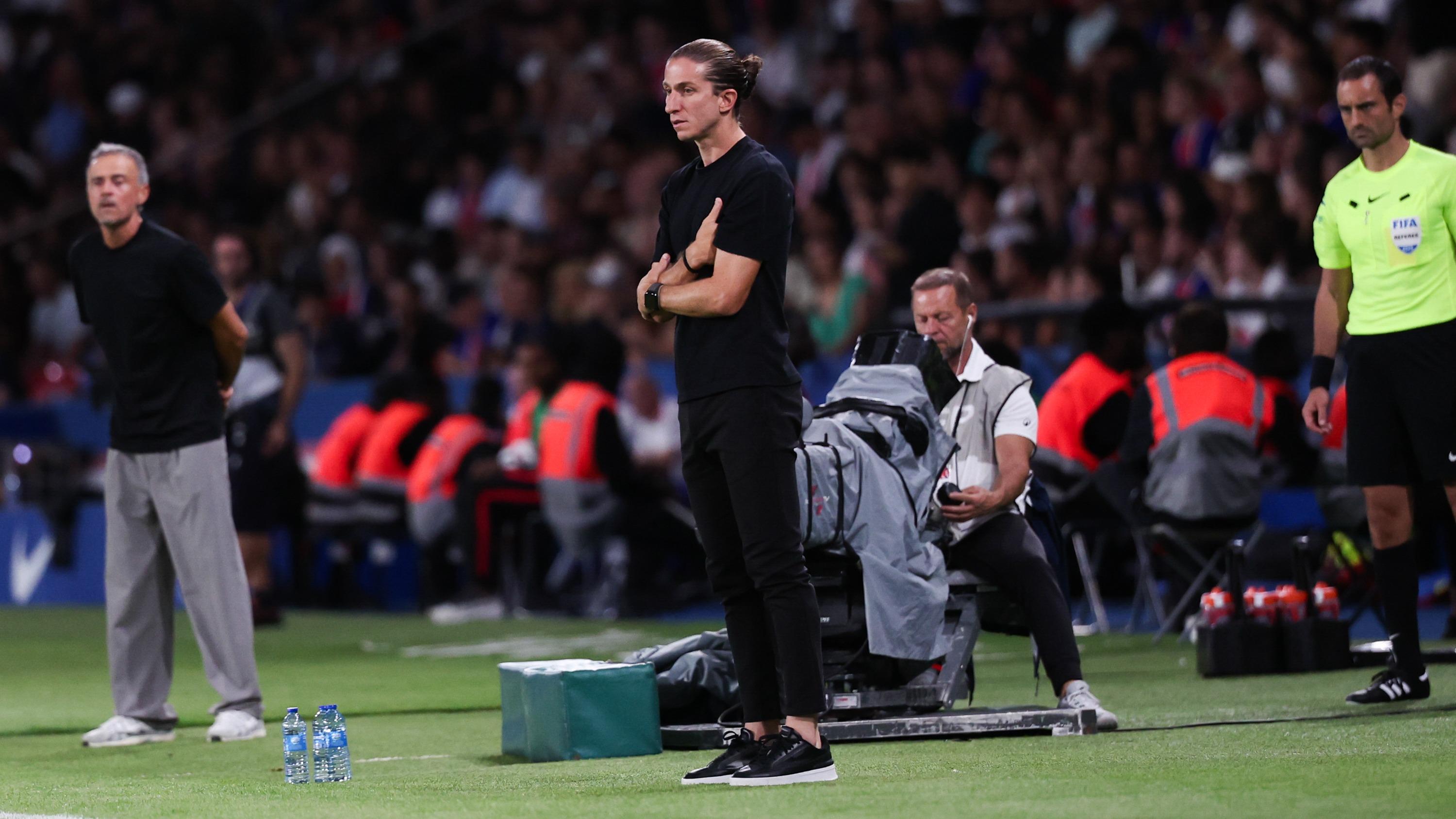 PSG-Monaco : «Fier de ce que les joueurs ont fait contre la meilleure équipe du monde», jubile Filipe Luis