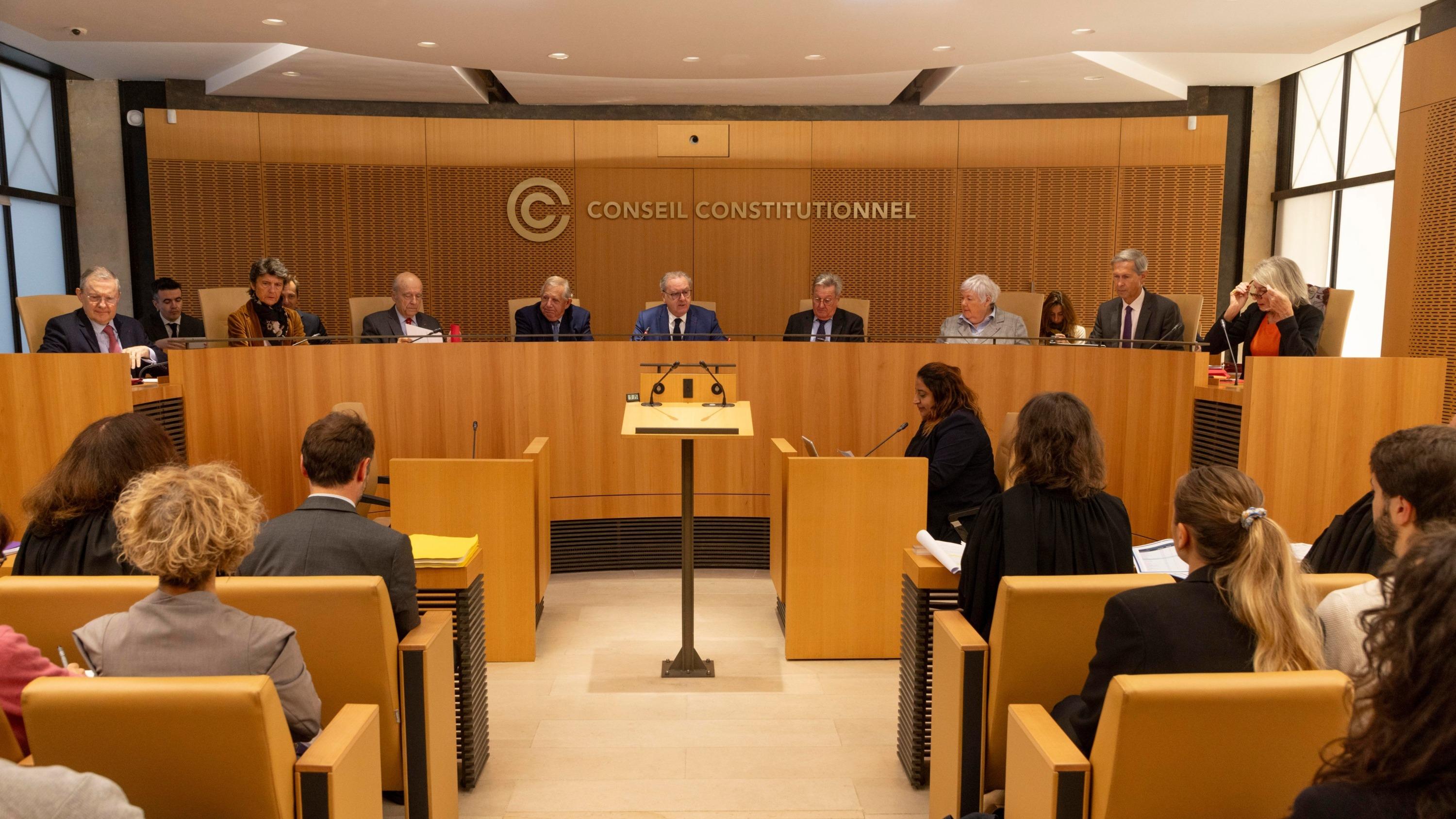 De la souveraineté populaire au «gouvernement des juges» : comment le Conseil constitutionnel a étendu son pouvoir