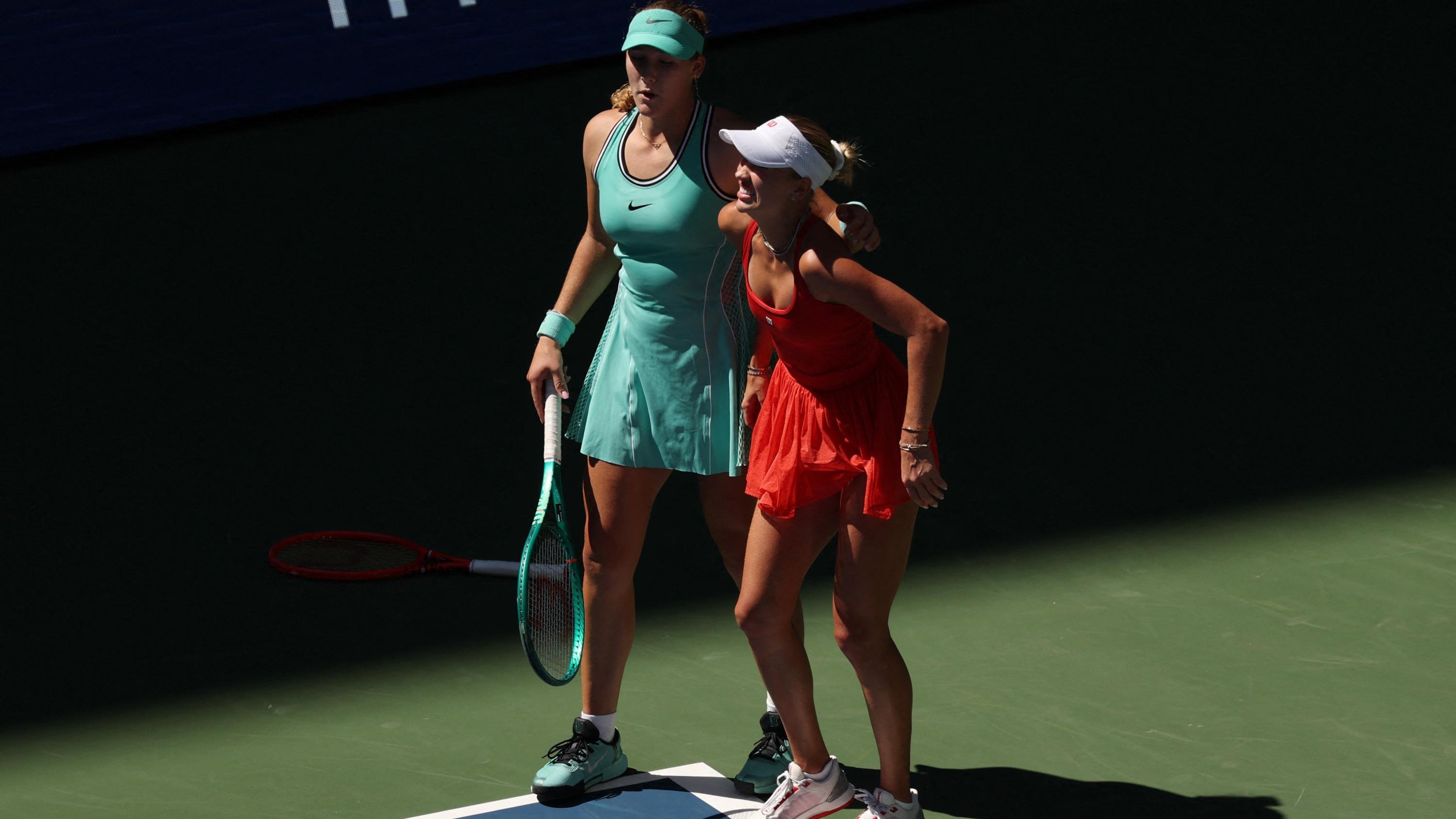 US Open : Mirra Andreeva se qualifie en quarts, Anastasia Potapova termine le match en larmes