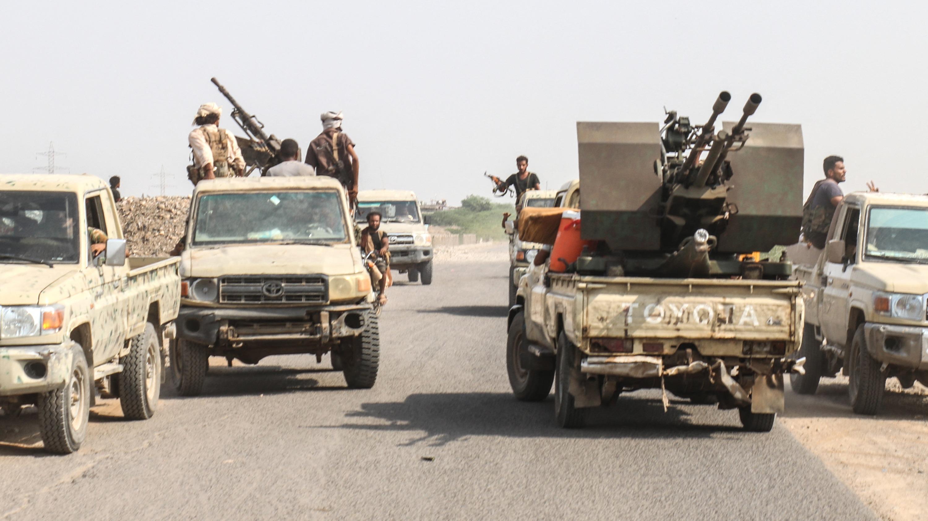 Au Yémen, les houthistes pro-Iran se lancent à l’assaut du détroit de Bab al-Mandab